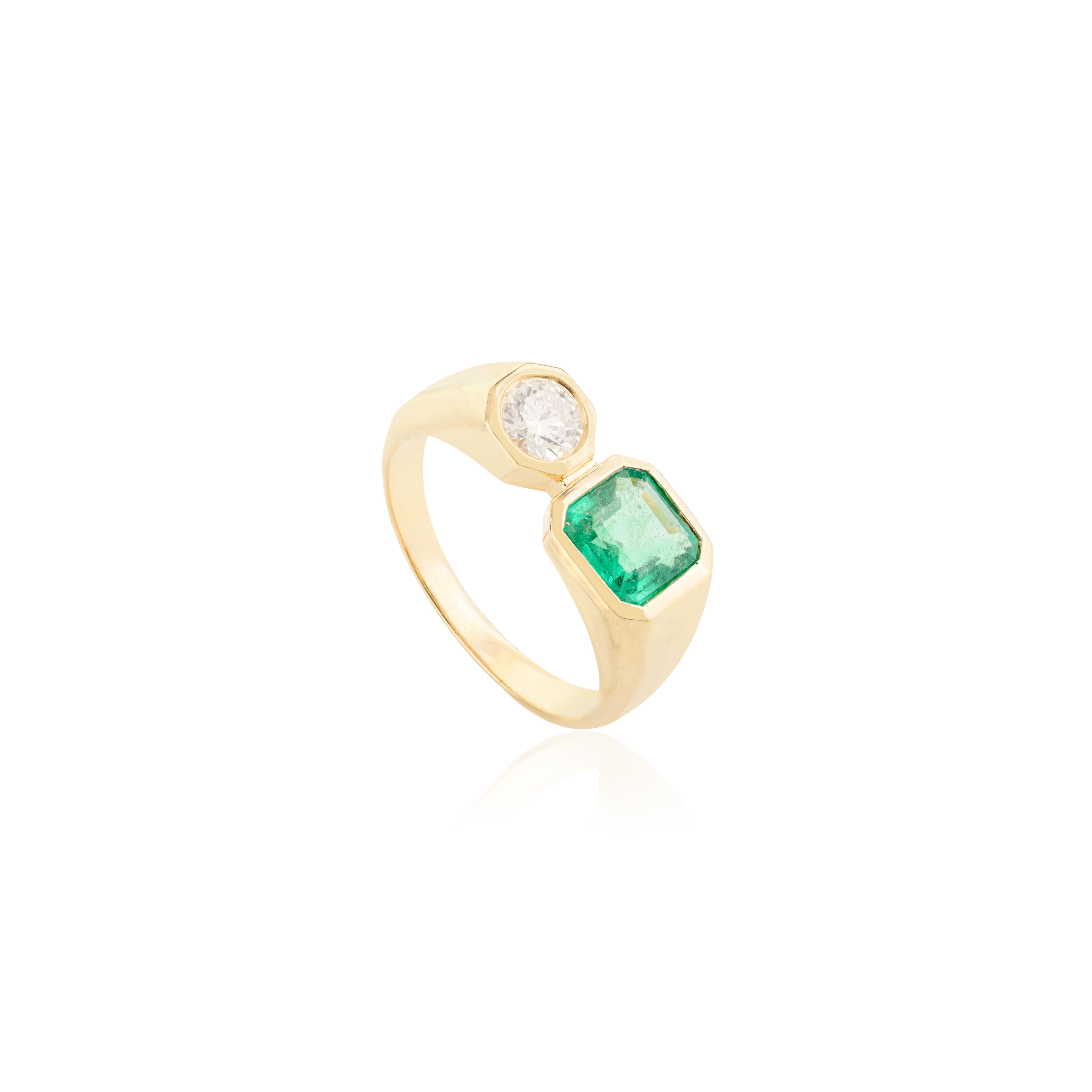 For Sale:  Two Stone Genuine Cushion Emerald Diamond Ring for Her in 18K Solid Yellow Gold 6