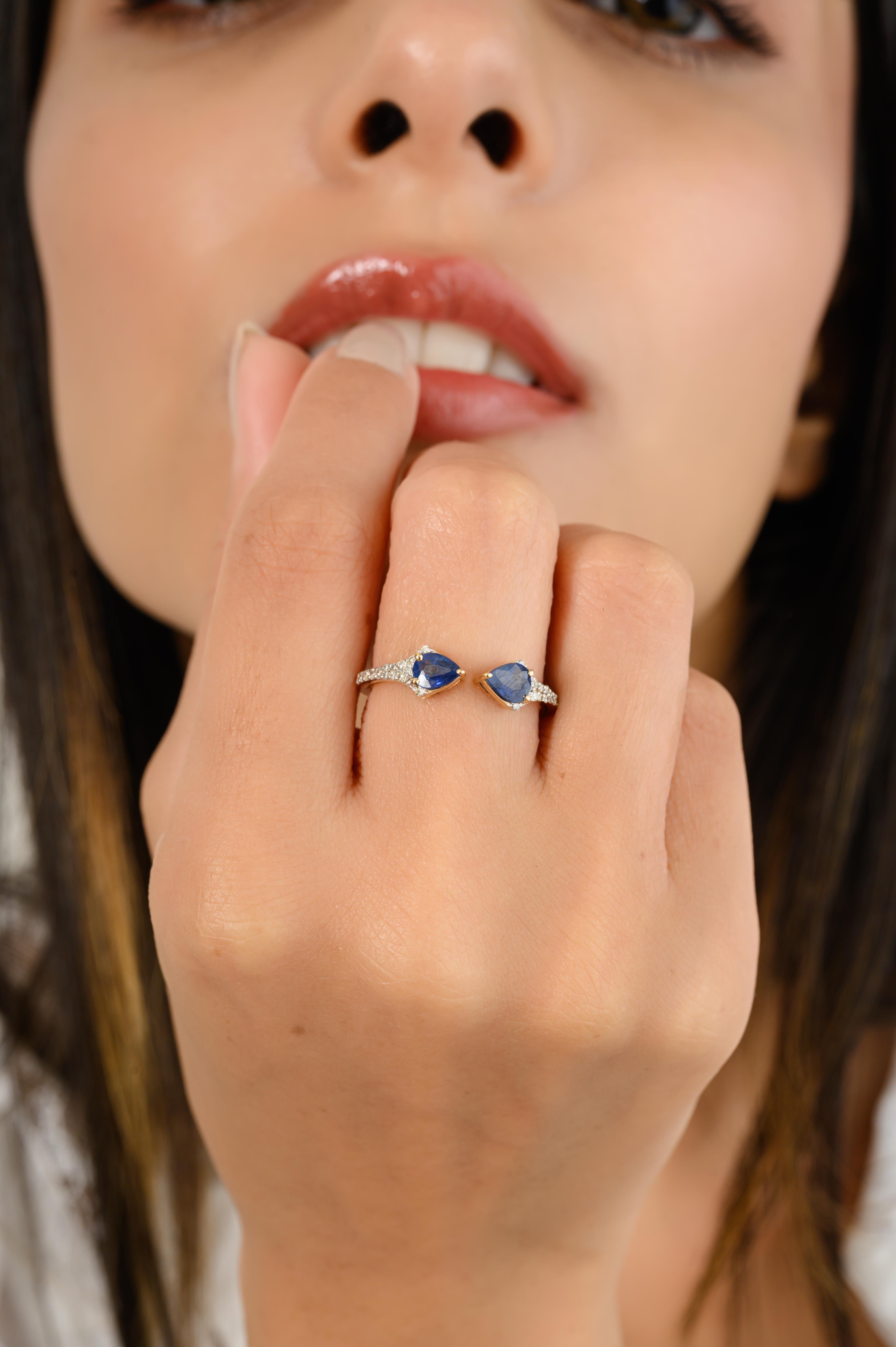 En vente :  Bague empilable à deux pierres en or jaune massif 14k, saphir taillé en poire et diamant 10