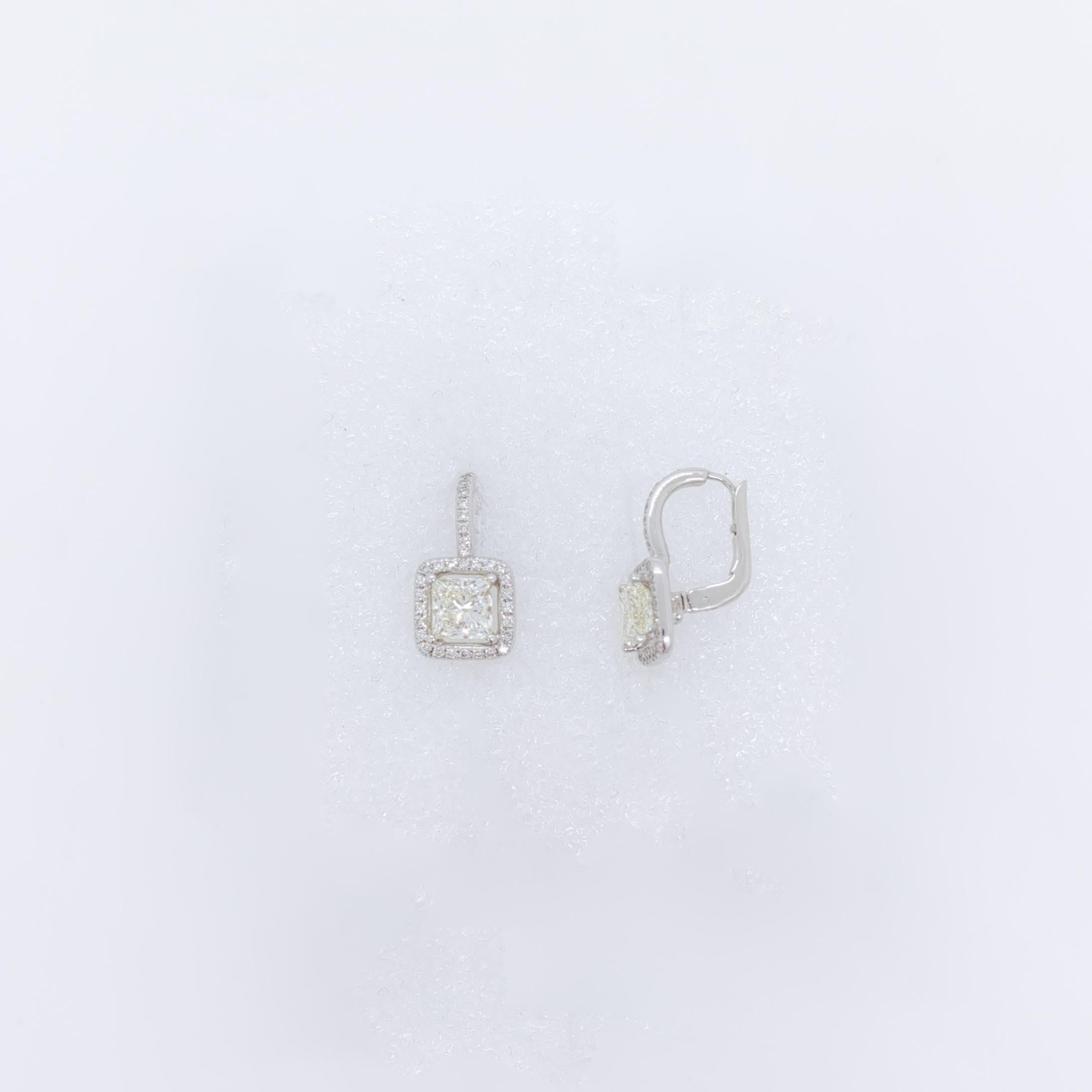  Two Stone Princess Cut Diamond Dangle Earrings in 18K White Gold For Sale 1