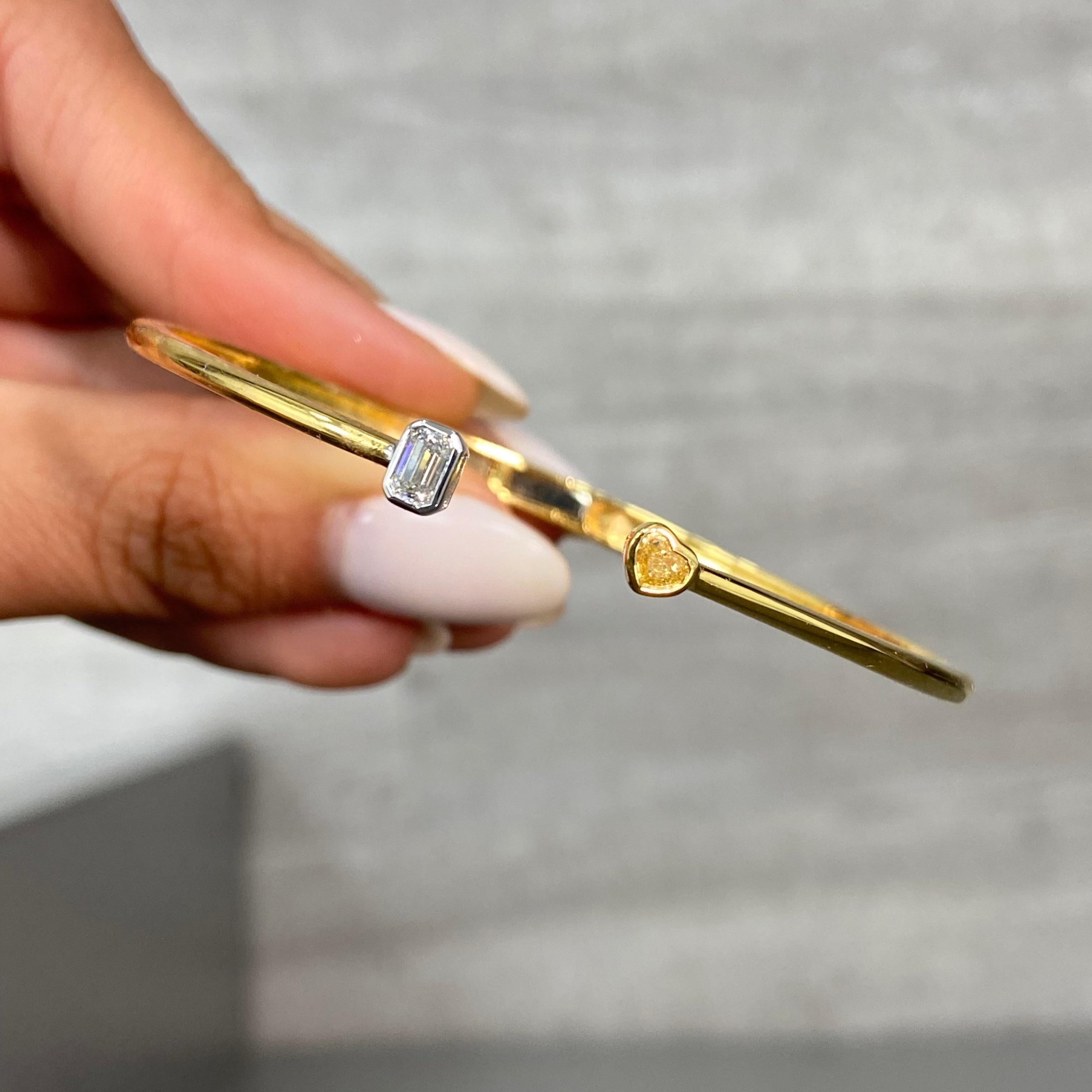 Rare Colors - Two-Stone Yellow and White Diamond Yellow Gold Bezel Set Bangle In New Condition For Sale In New York, NY