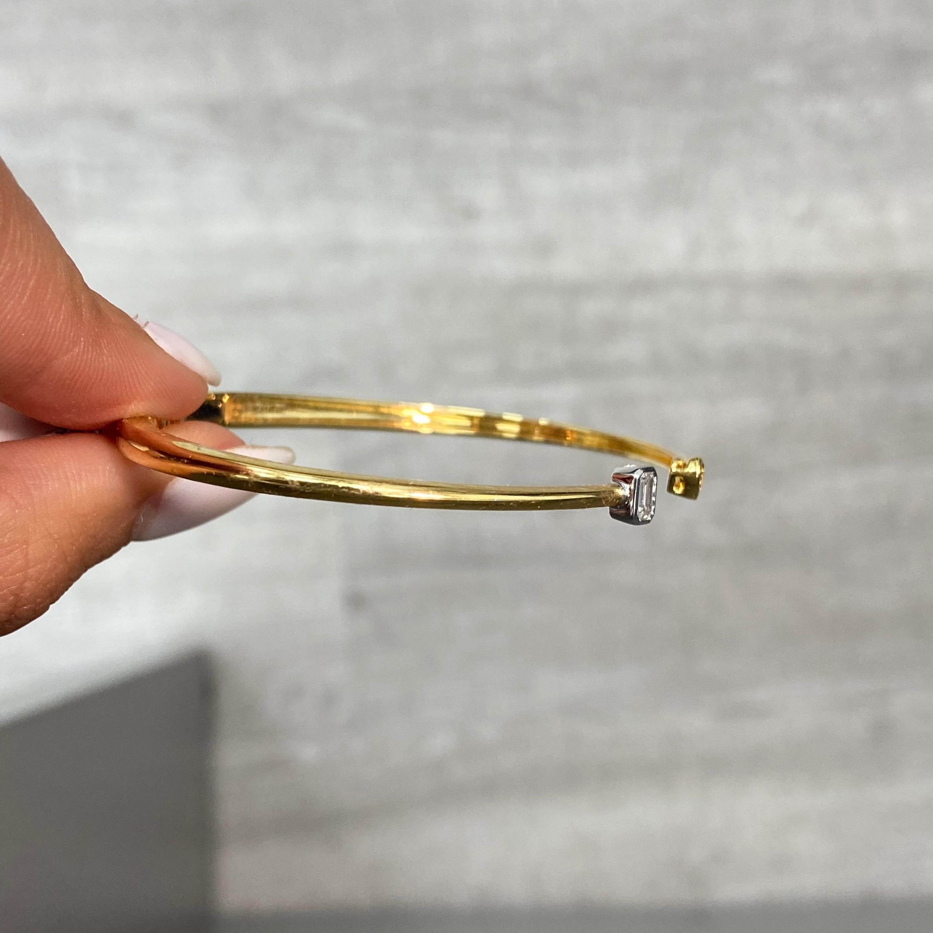 Women's Rare Colors - Two-Stone Yellow and White Diamond Yellow Gold Bezel Set Bangle For Sale