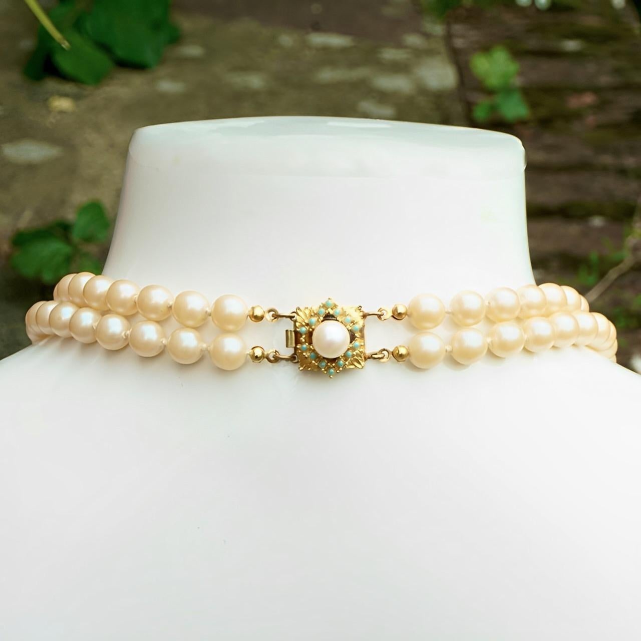 Two Strand Cream Glass Pearl Necklace with a Faux Pearl and Faux Turquoise Clasp For Sale 1