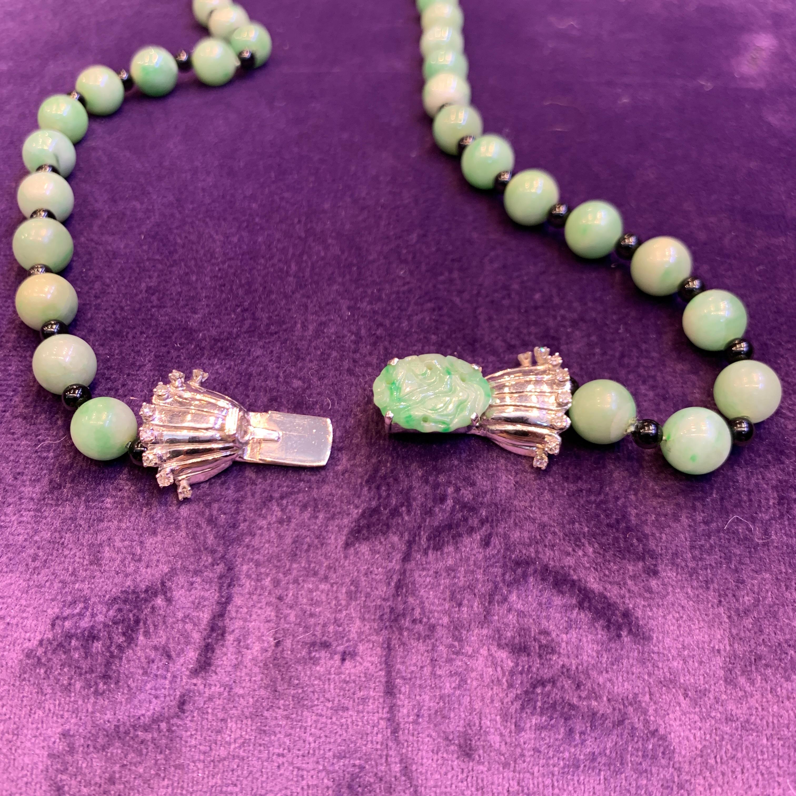 Collier de perles de jade et d'onyx à deux brins  en vente 4