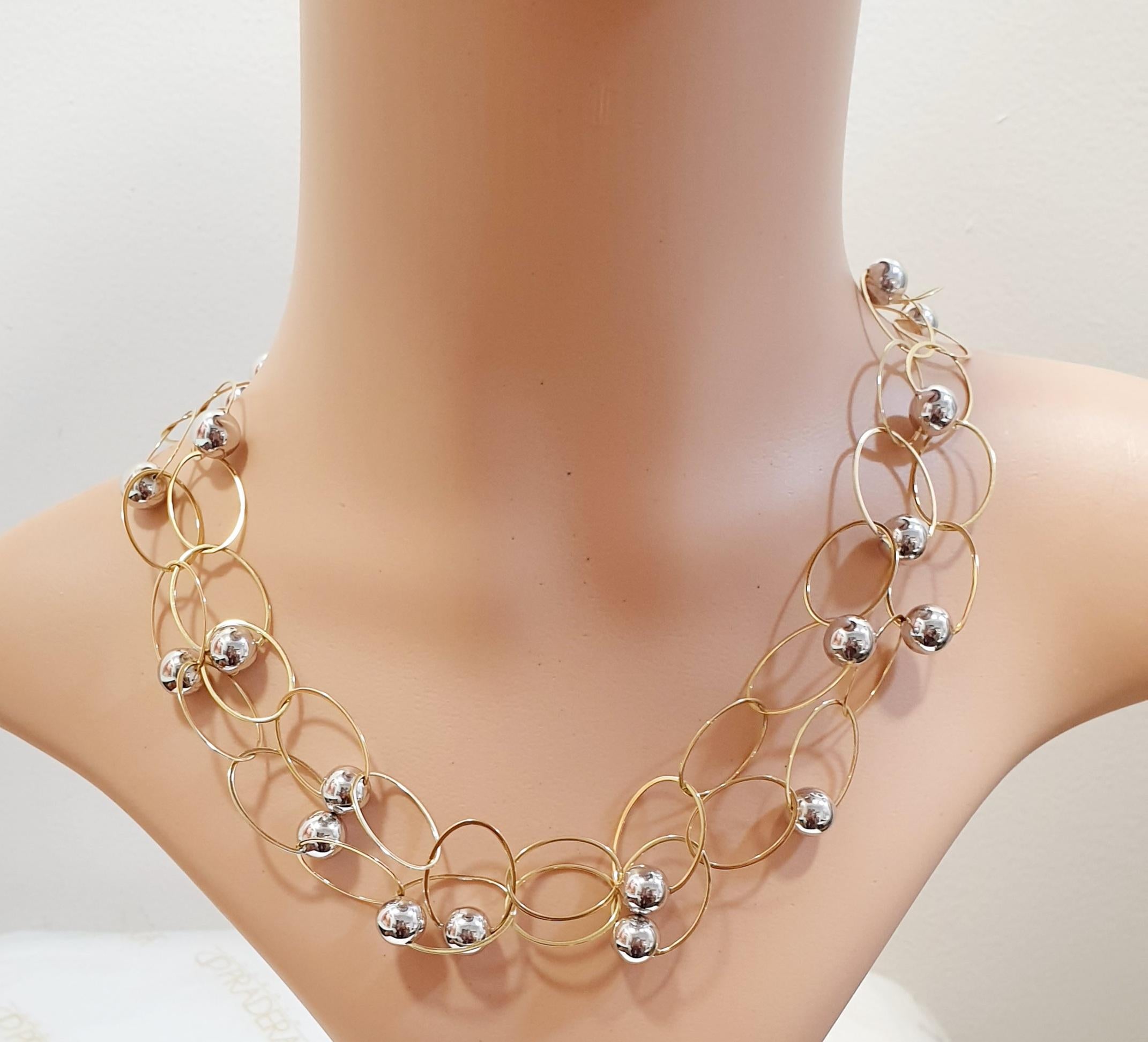 Two-Strand Necklace in Yellow Gold with White Gold Balls For Sale 2