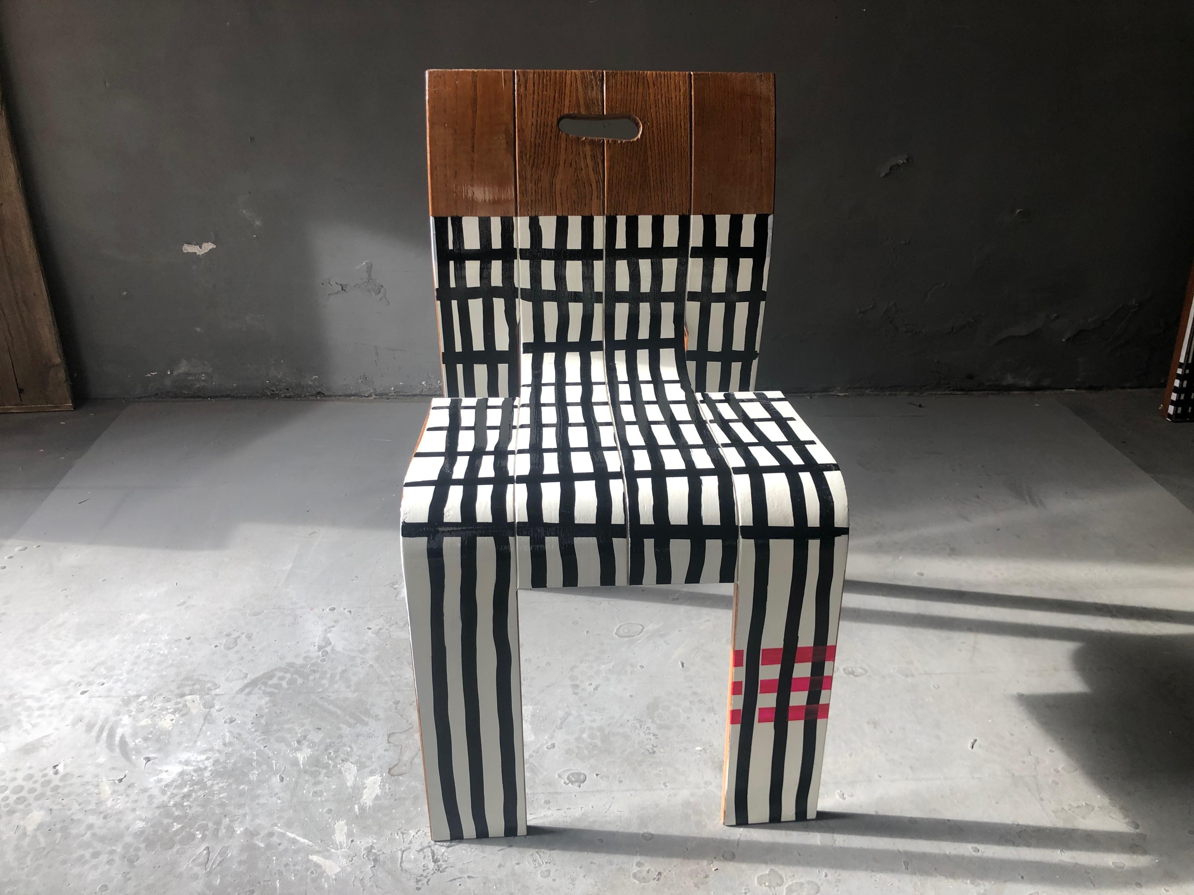 Zwei gestreifte Stühle, zeitgenössisch, von Markus Friedrich Staab im Angebot 11