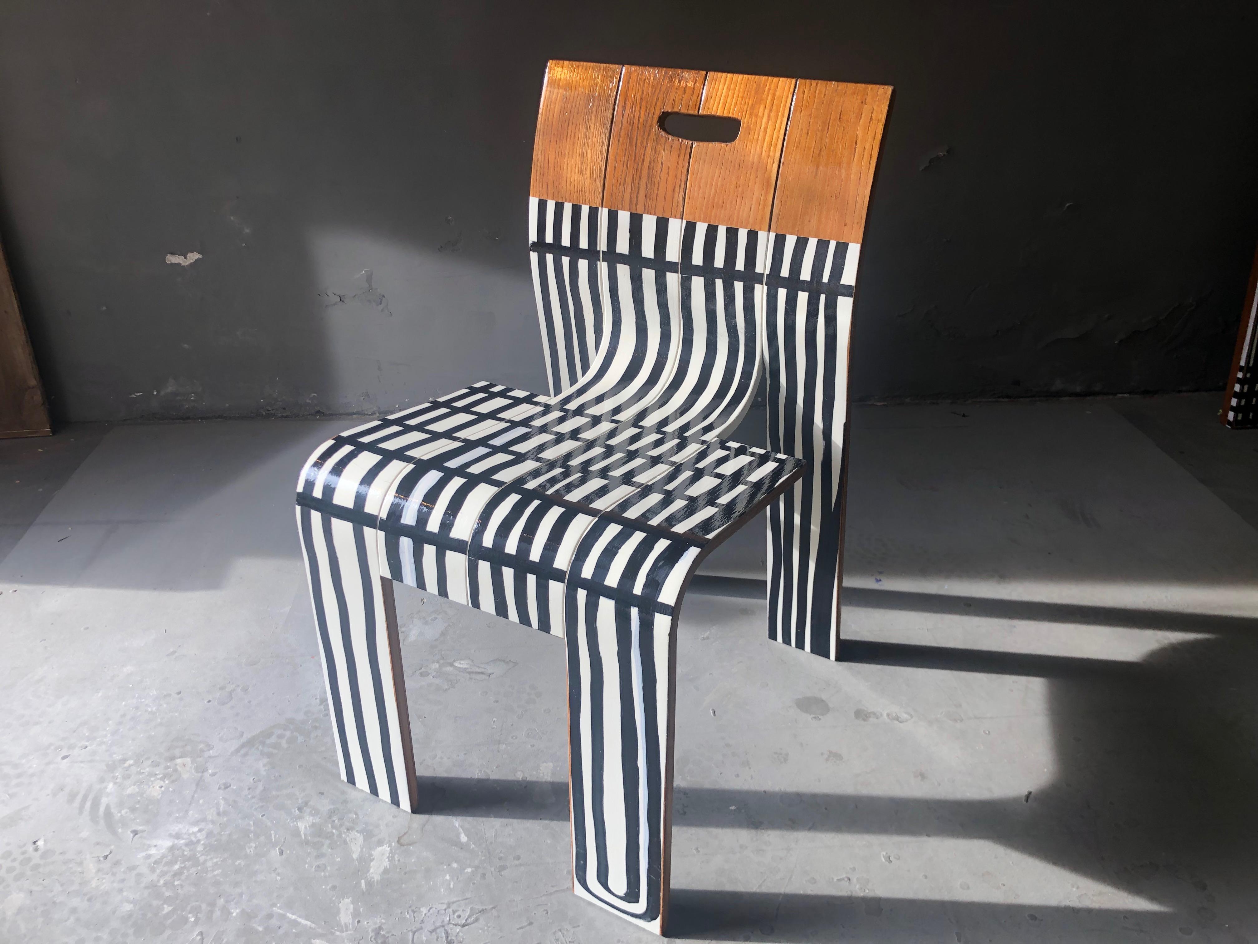 Zwei gestreifte Stühle, zeitgenössisch, von Markus Friedrich Staab im Angebot 12