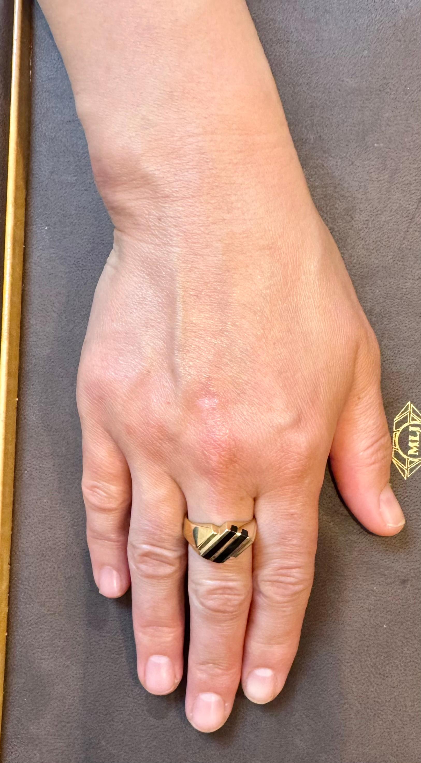 Taille ronde Two Stripes Noir Onyx Hommes  Bague jaune 14 carats  Or, Taille 11, UNISEX en vente