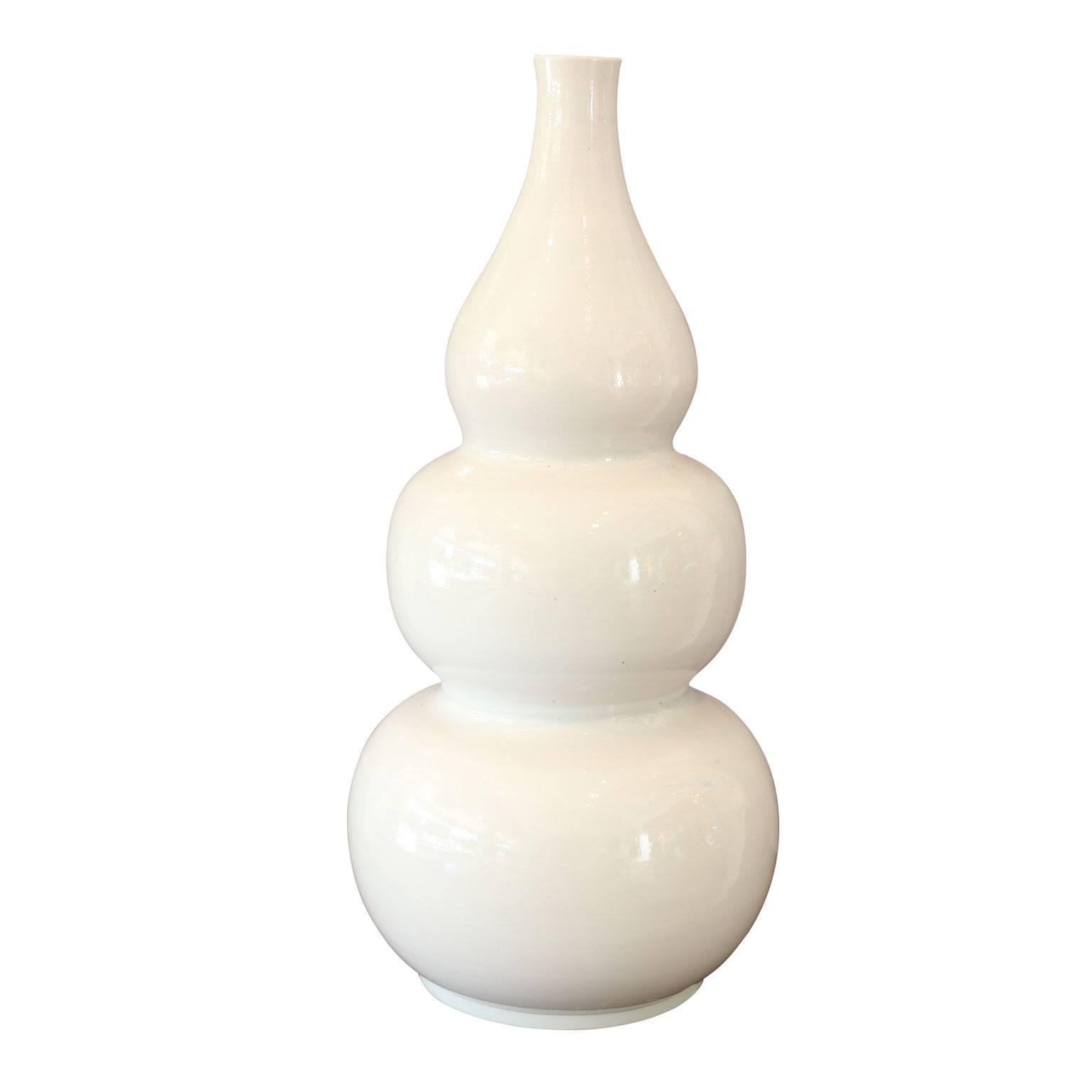 Porcelain Two Substantial Vintage White Gourd-Shape Vases For Sale