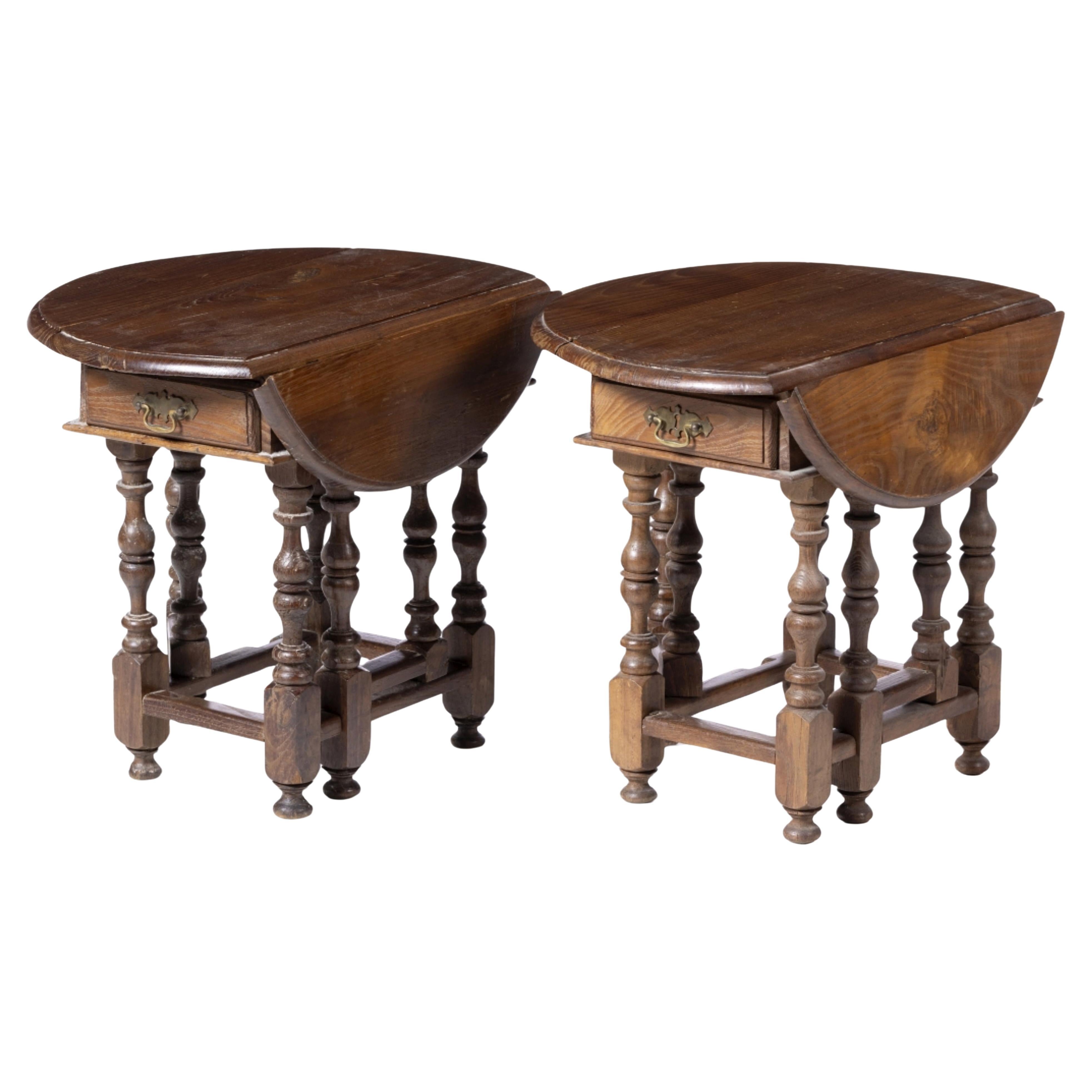 TWO SUPPORT TABLES  Portuguese, from the 20th century. For Sale