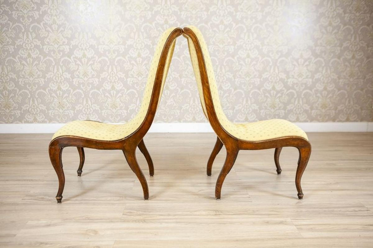 Dos Sillones Cisne con Tapicería Amarilla, Finales S. XIX en venta 1