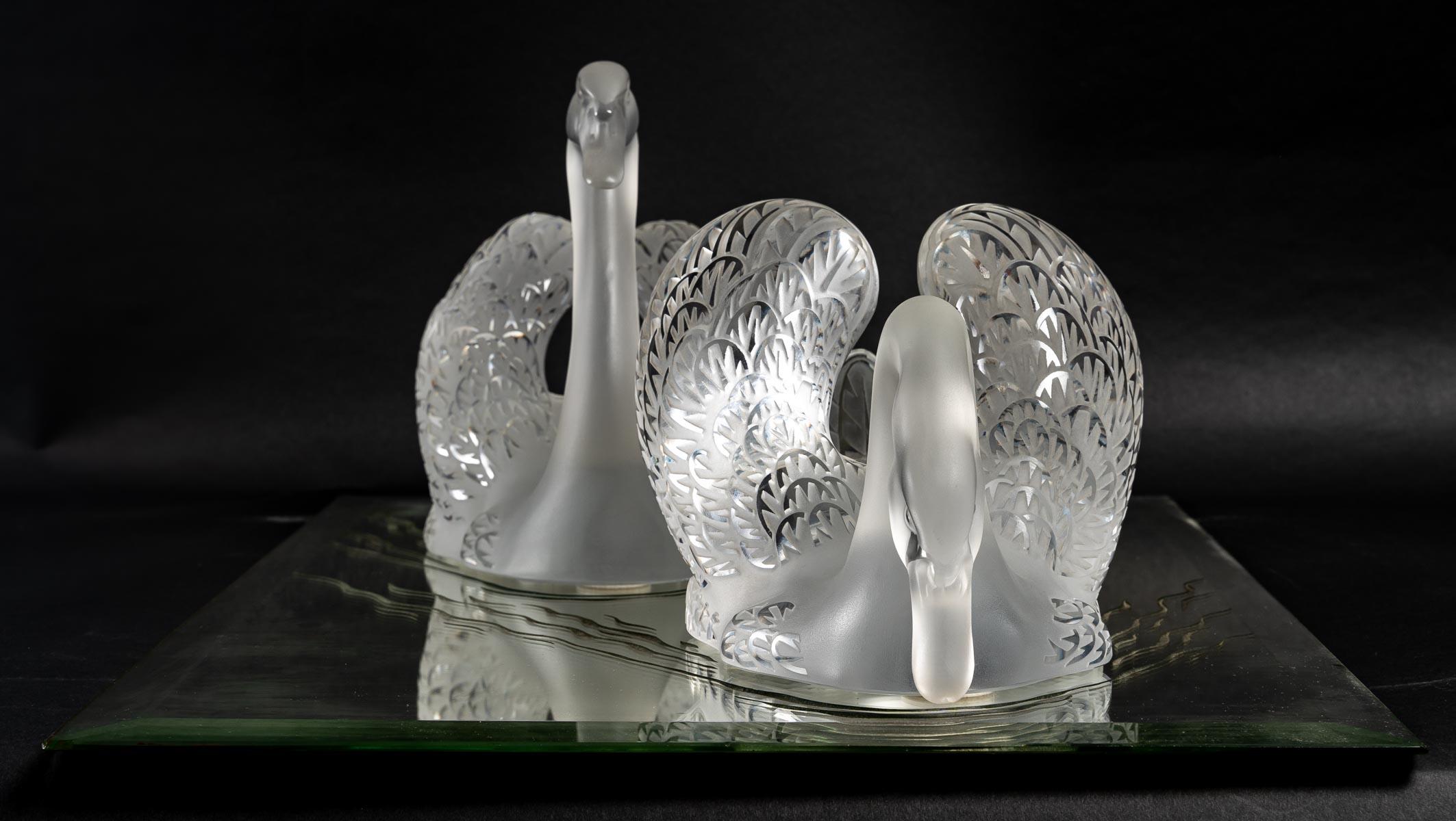 Two Swans be Lalique France In Good Condition In Saint-Ouen, FR