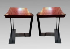 Dos taburetes modelo "T 1927", de Pierre Chareau, Ed. Ecart International, Francia