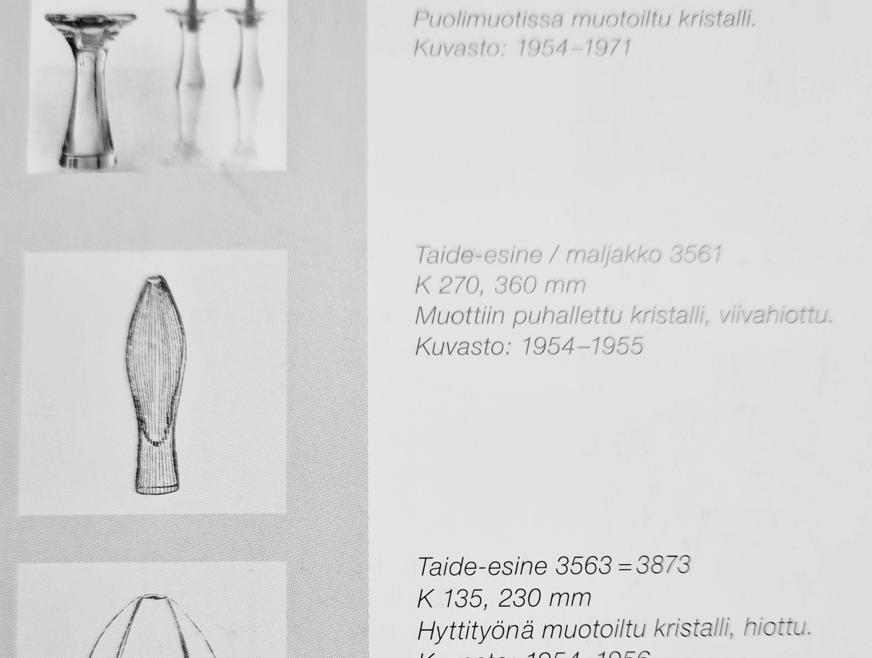Two Tapio Wirkkala Line-engraved Glass Art Pieces Model 3561, Iittala, 1950s For Sale 3