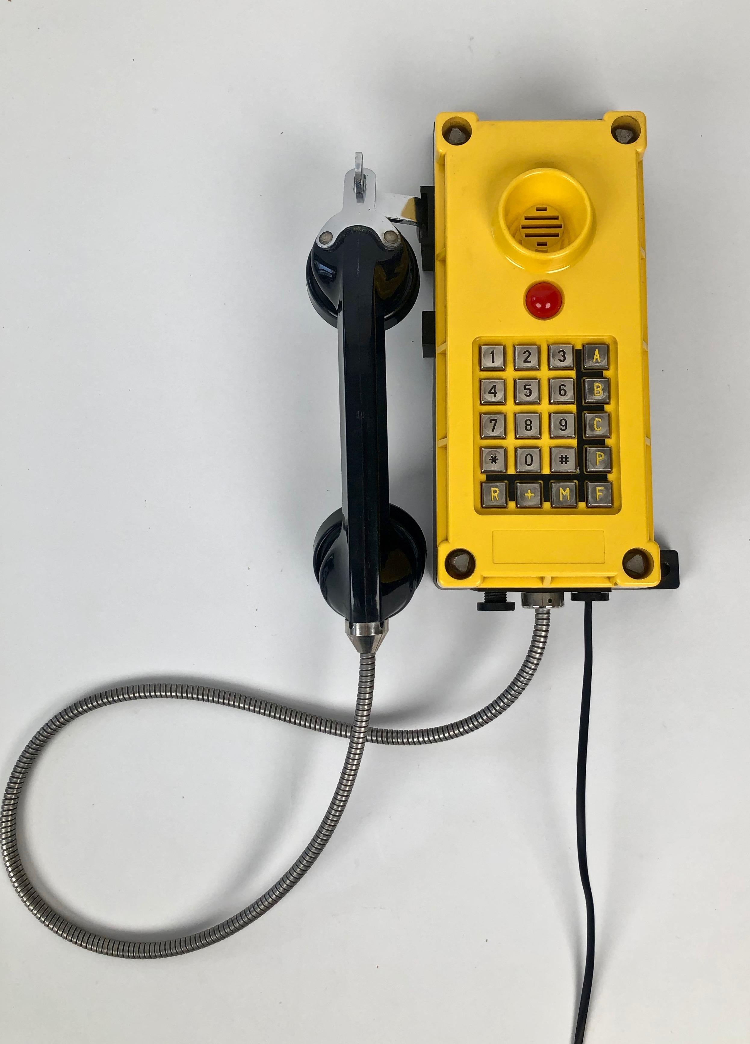 A pair of industrial telephones from the company Tesla Stropkov, a.s., produced 2004 in Slovakia. The telephone model 4 FN 153 27 has pased the EU regulations 1999/ 5/EU.
This telephone is designed for heavy industrial environment, for example: