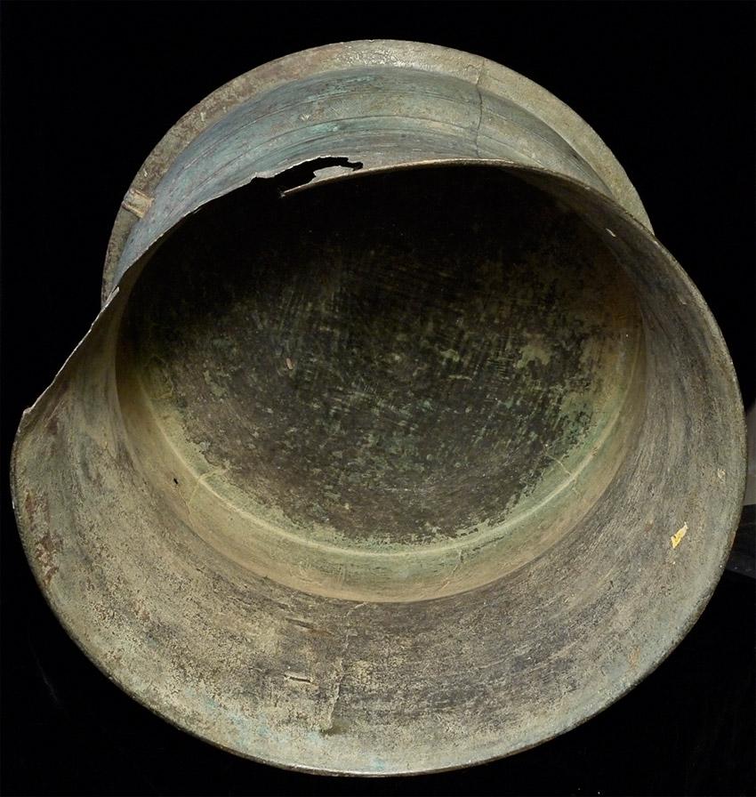 Bronze Two Thousand Year Old Han Frog Drum-Rare Chinese Rain Drum Southern China/Yunnan For Sale