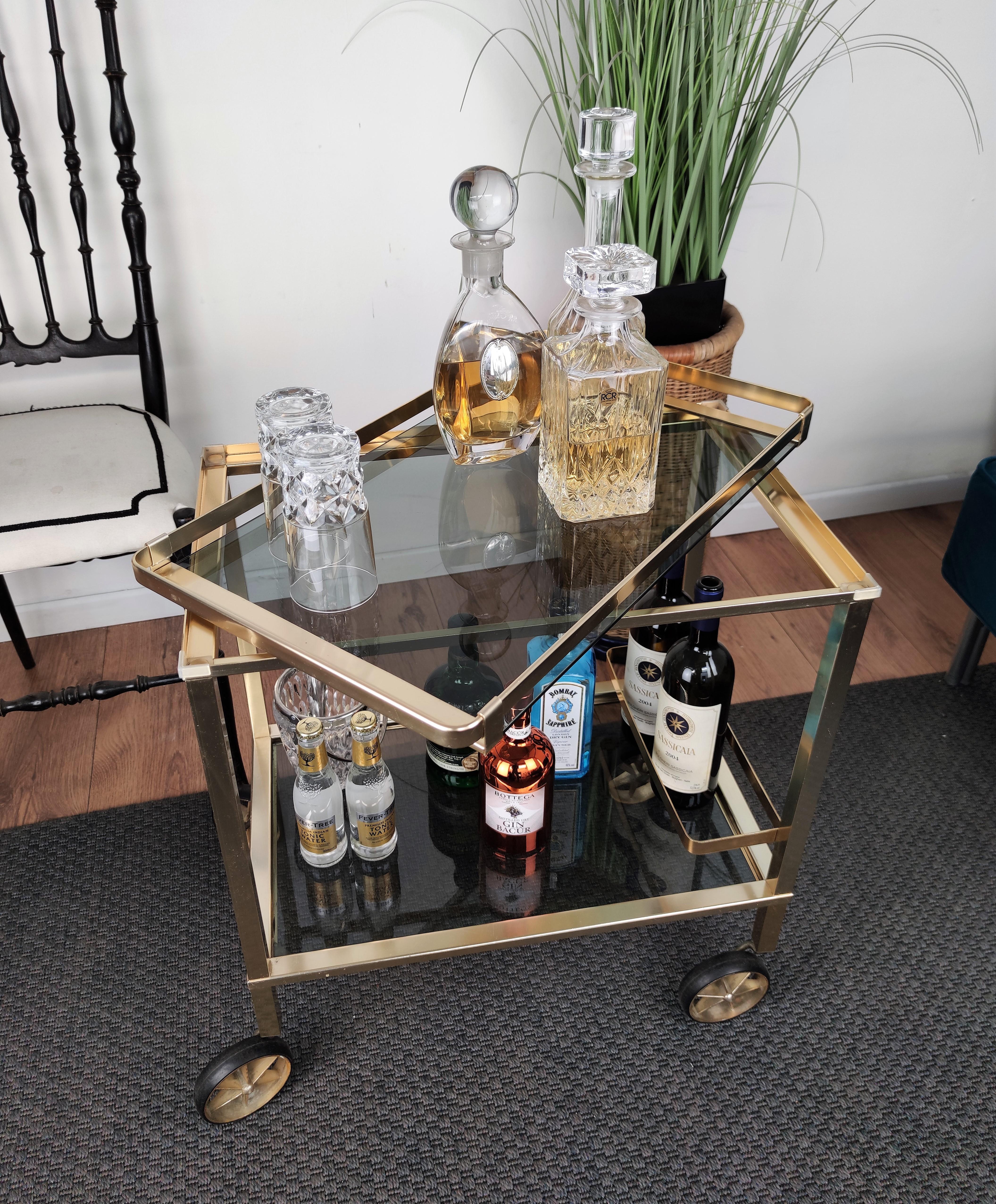 Hollywood Regency Two-Tier Brass and Glass Bar Cart with Removable Top Tray, Italy, 1970s
