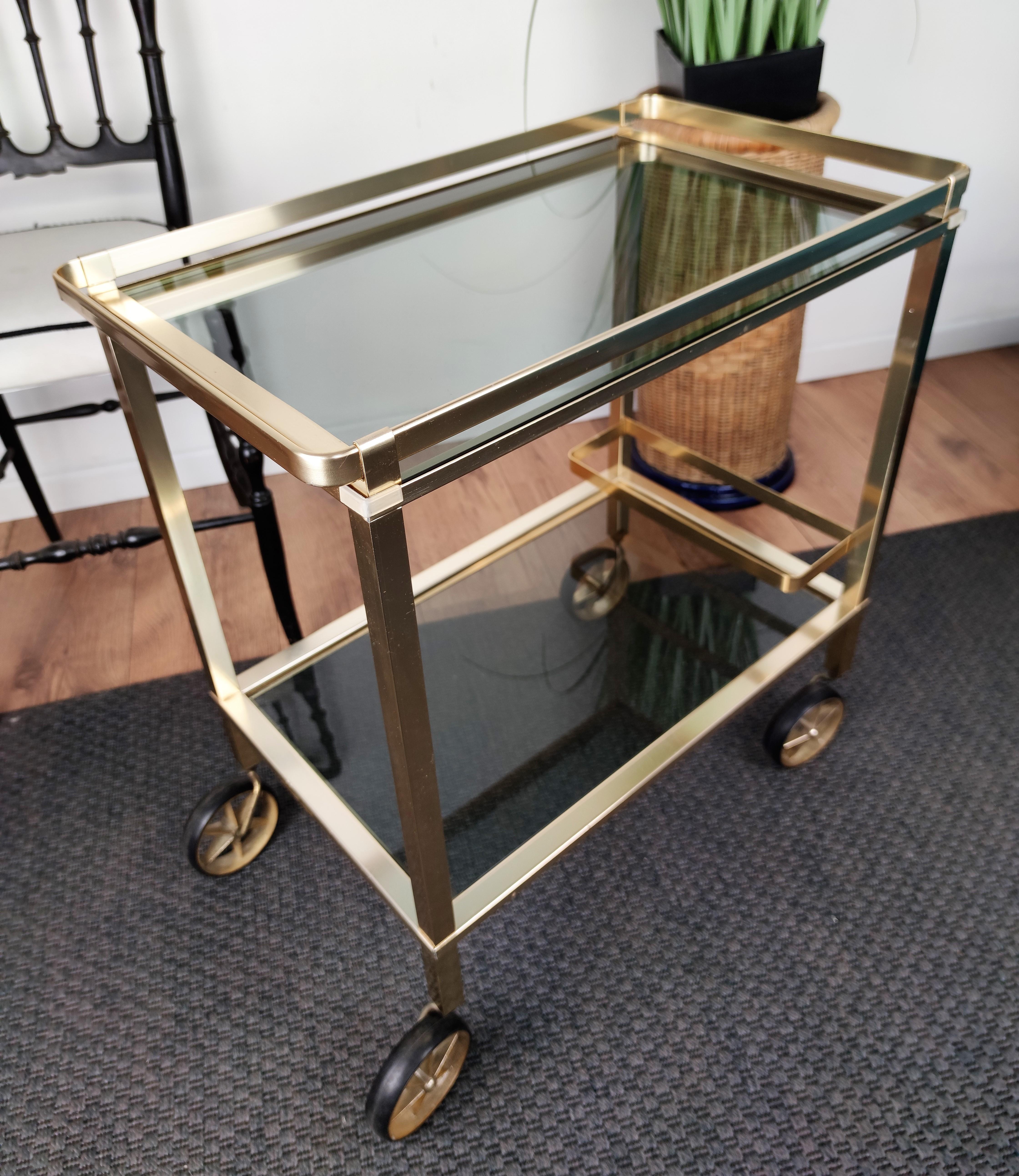 20th Century Two-Tier Brass and Glass Bar Cart with Removable Top Tray, Italy, 1970s