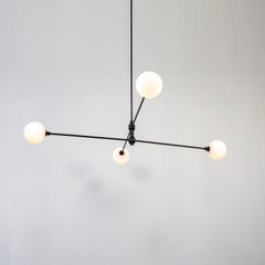 Zweistufiger Kronleuchter von Research. Beleuchtung, großes Glas, schwarz, auf Bestellung gefertigt