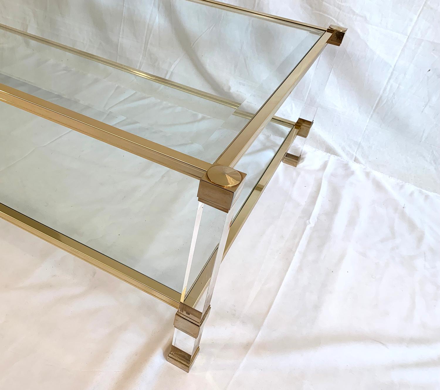 Two-Tier Lucite and Brass Coffee Table by Pierre Vandel In Good Condition In Brussels, Brussels