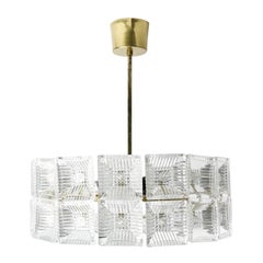 Zweistöckiger Orrefors-Kristallkronleuchter Entworfen von Carl Fagerlund, 1970, Schweden