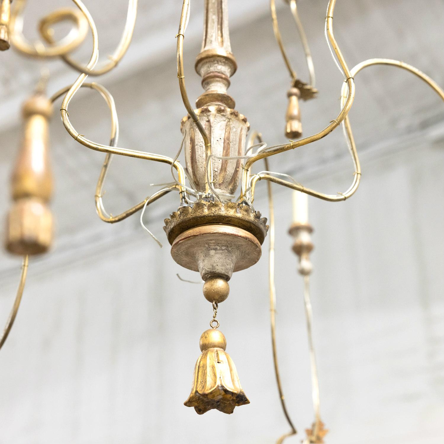 Two-Tier Painted and Parcel Gilt French Chandelier with Nine Lights In Good Condition In Birmingham, AL