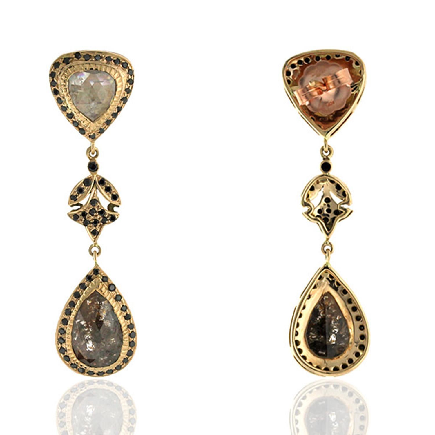 Art Deco Two Tier Rosecut Diamonds Dangle Earrings In 18k yellow Gold For Sale
