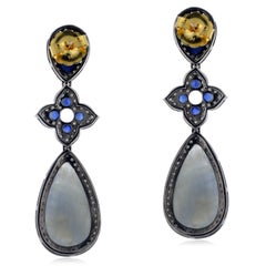 Zweistöckiger Saphir-Ohrring mit Diamant-Motiv aus 18 Karat Gold und Silber