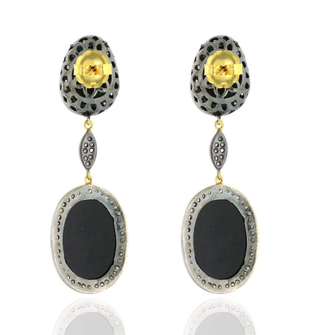 18Kt:2.16g,
Diamond:1.94ct,
Silver:10.21gm,
Agate:9.90,
Cameo:16.50ct
Size: 60X21MM