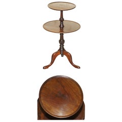 TABLE TRIPODE ANTIQUE À TROIS PIERRES EN HARDWOOD AVEC PIÈCE DE MIDDLE ROTATING