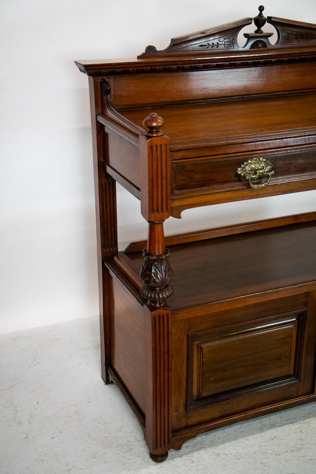 Two-Tiered Mahogany Serving Cupboard In Good Condition For Sale In Wilson, NC