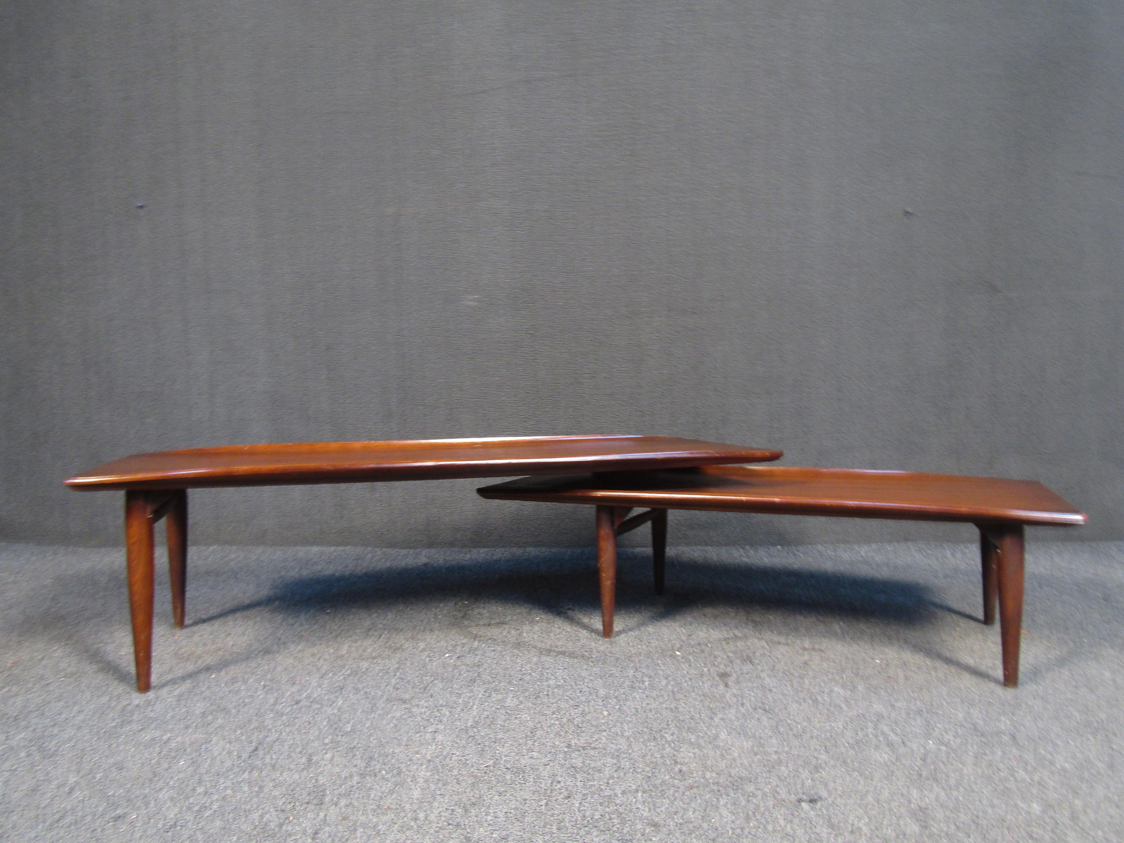 Mid-Century Modern Two-Tiered Mid-Century Coffee Table For Sale