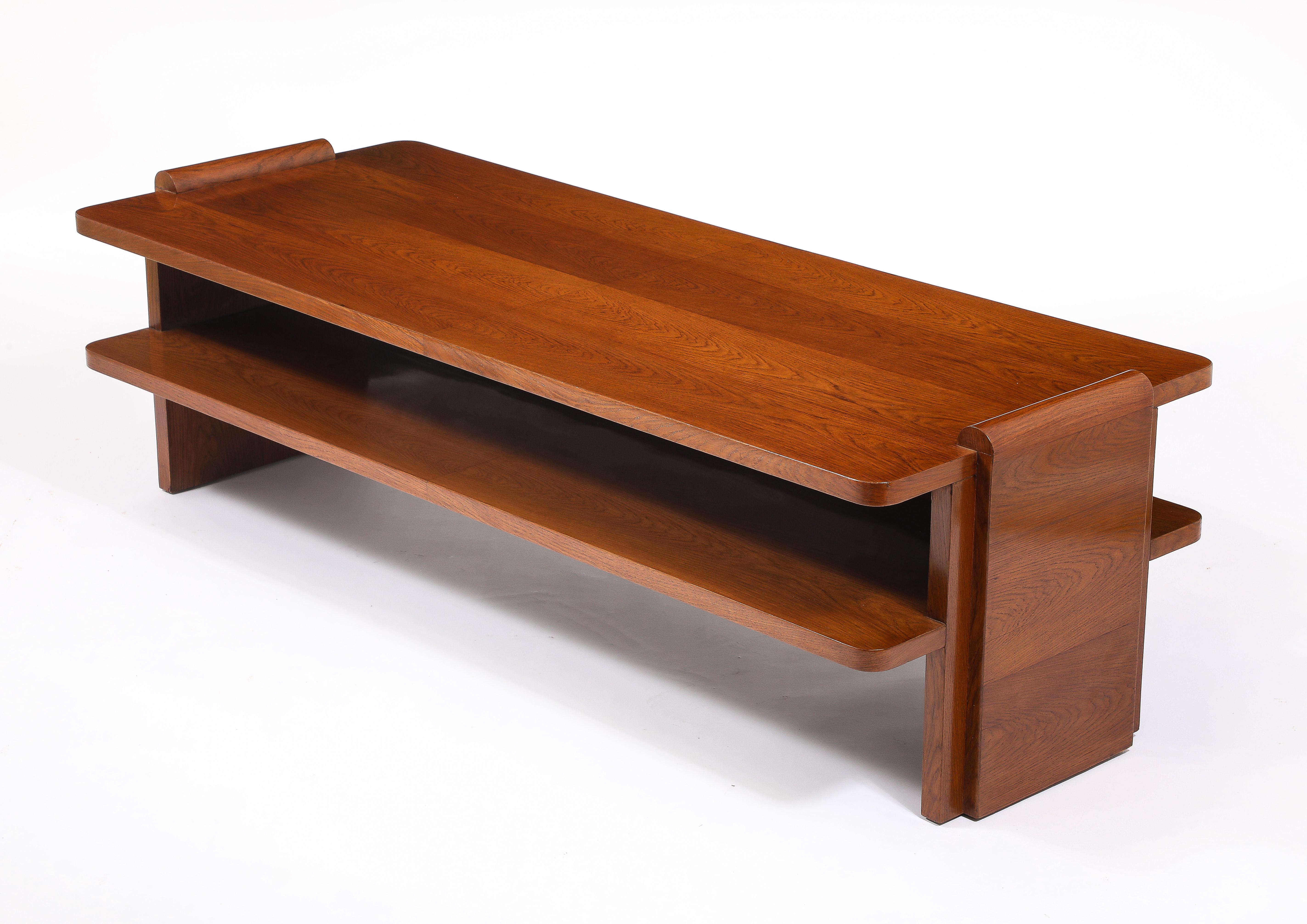 Table basse à deux niveaux en Oak Art Deco, France 1940's Bon état - En vente à New York, NY