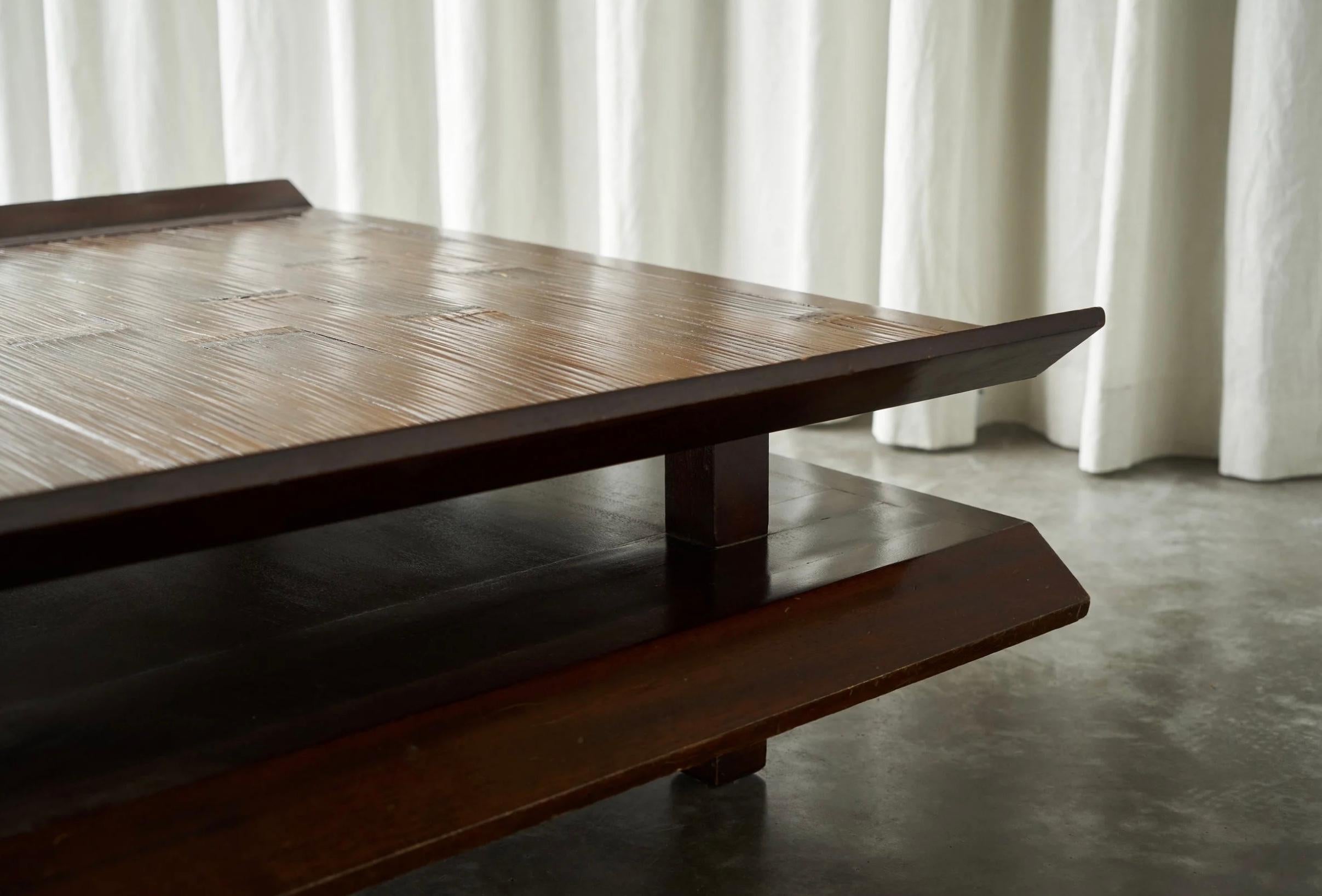 20ième siècle Two-Tiered Pagoda Wabi Sabi Style Coffee Table in Wood and Bamboo 1970s en vente