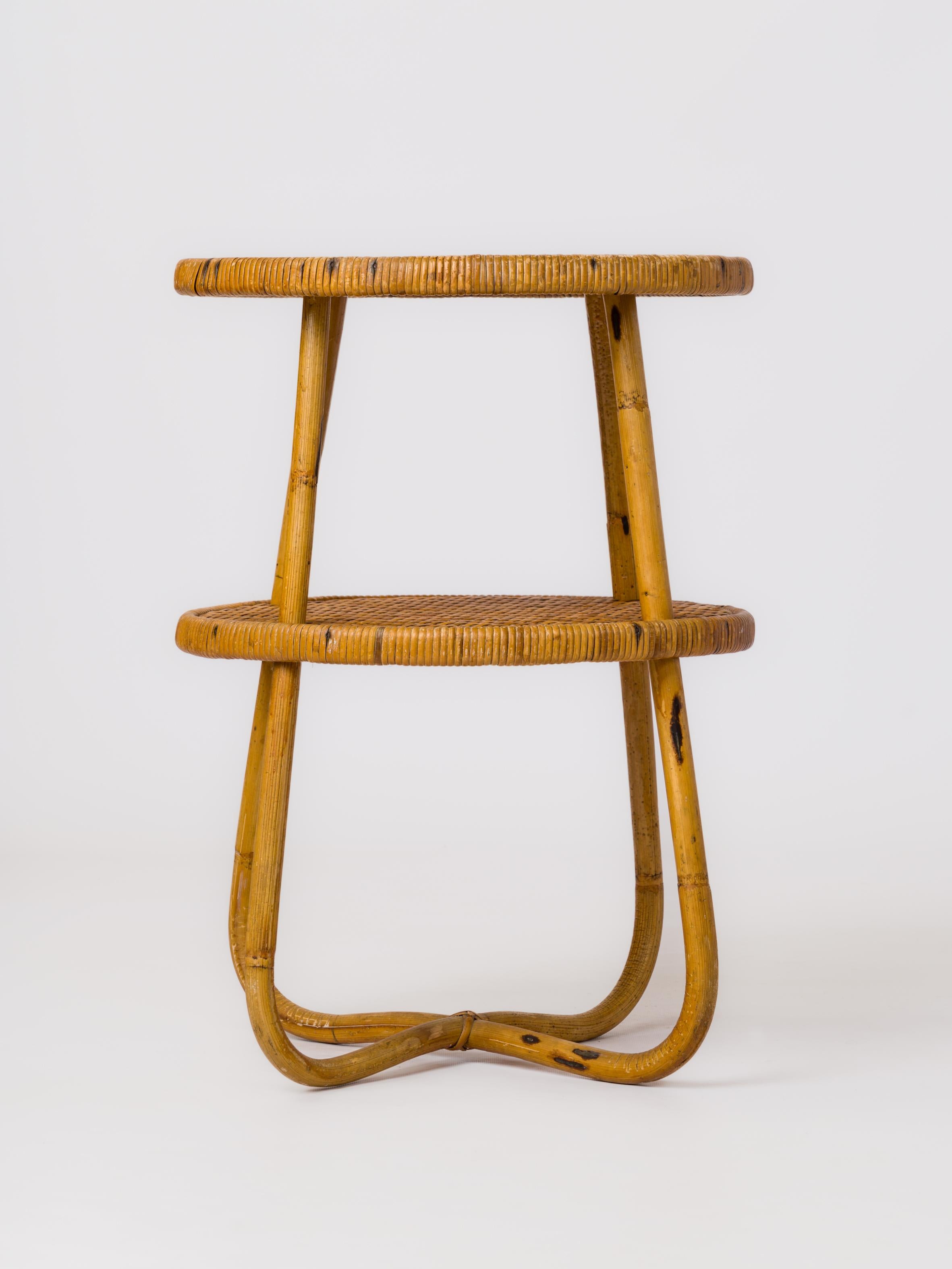 Rattan Gueridon in rattan a due livelli w. Gambe incrociate - Francia anni '60 in vendita