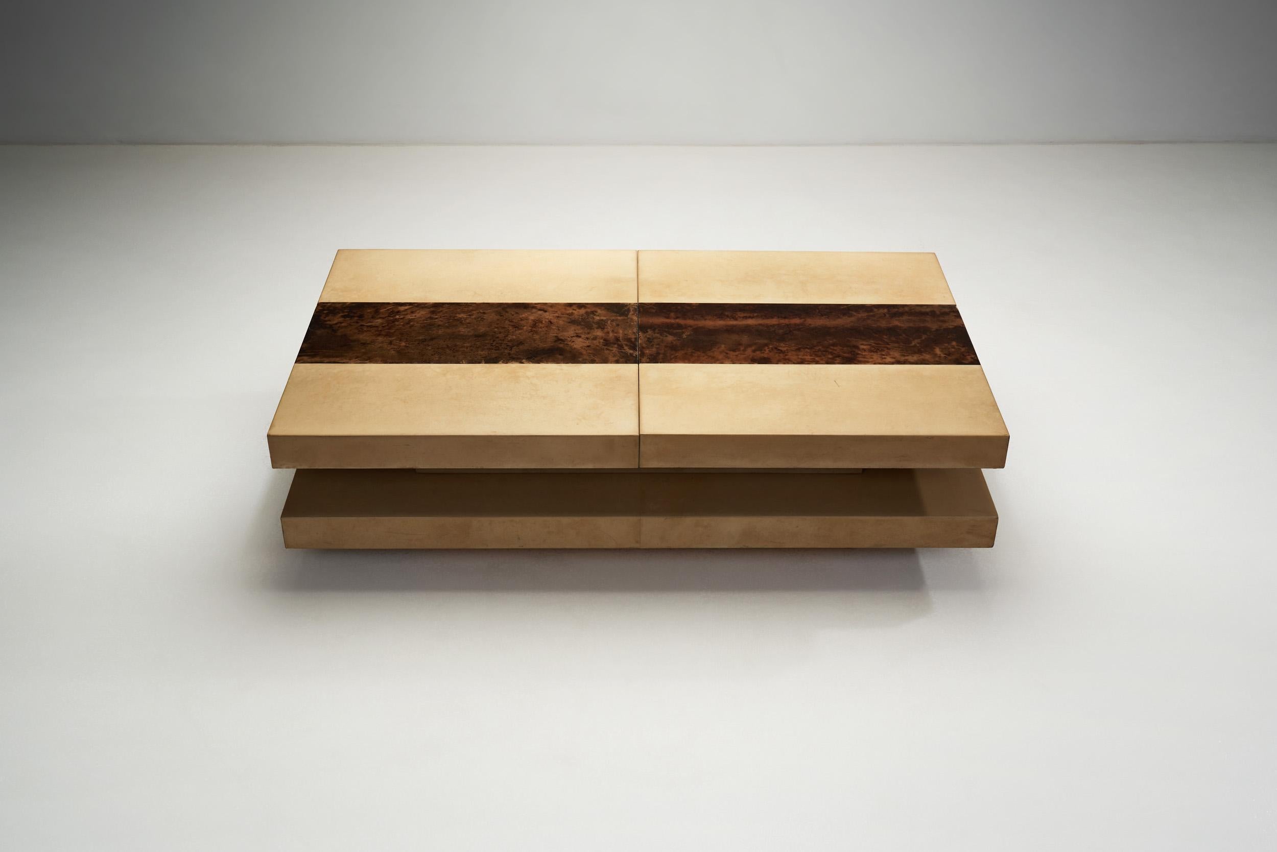 Wood Two-Tiered Sliding Coffee Table with Hidden Bar by Aldo Tura, Italy 1970s For Sale