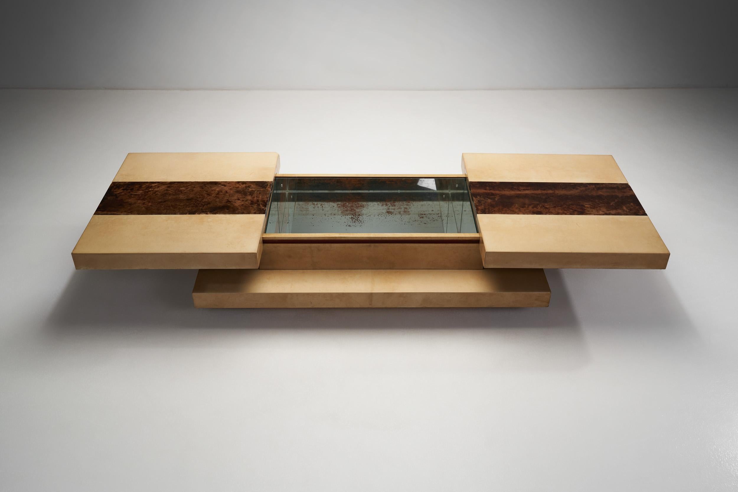 Two-Tiered Sliding Coffee Table with Hidden Bar by Aldo Tura, Italy 1970s For Sale 1