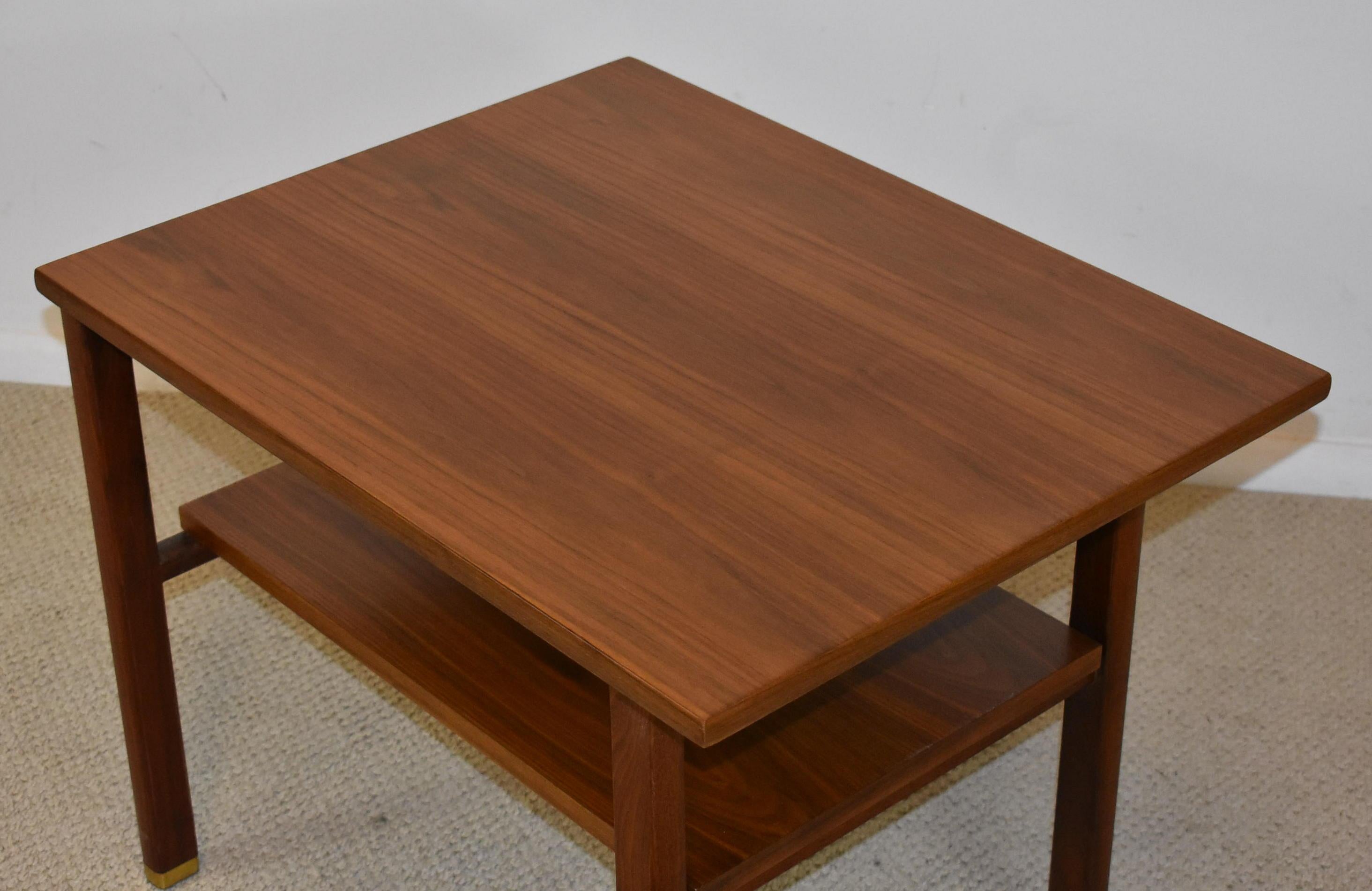 Mid-Century Modern Two-Tiered Walnut Cantilever Top Table Designed by Edward Wormley for Dunbar