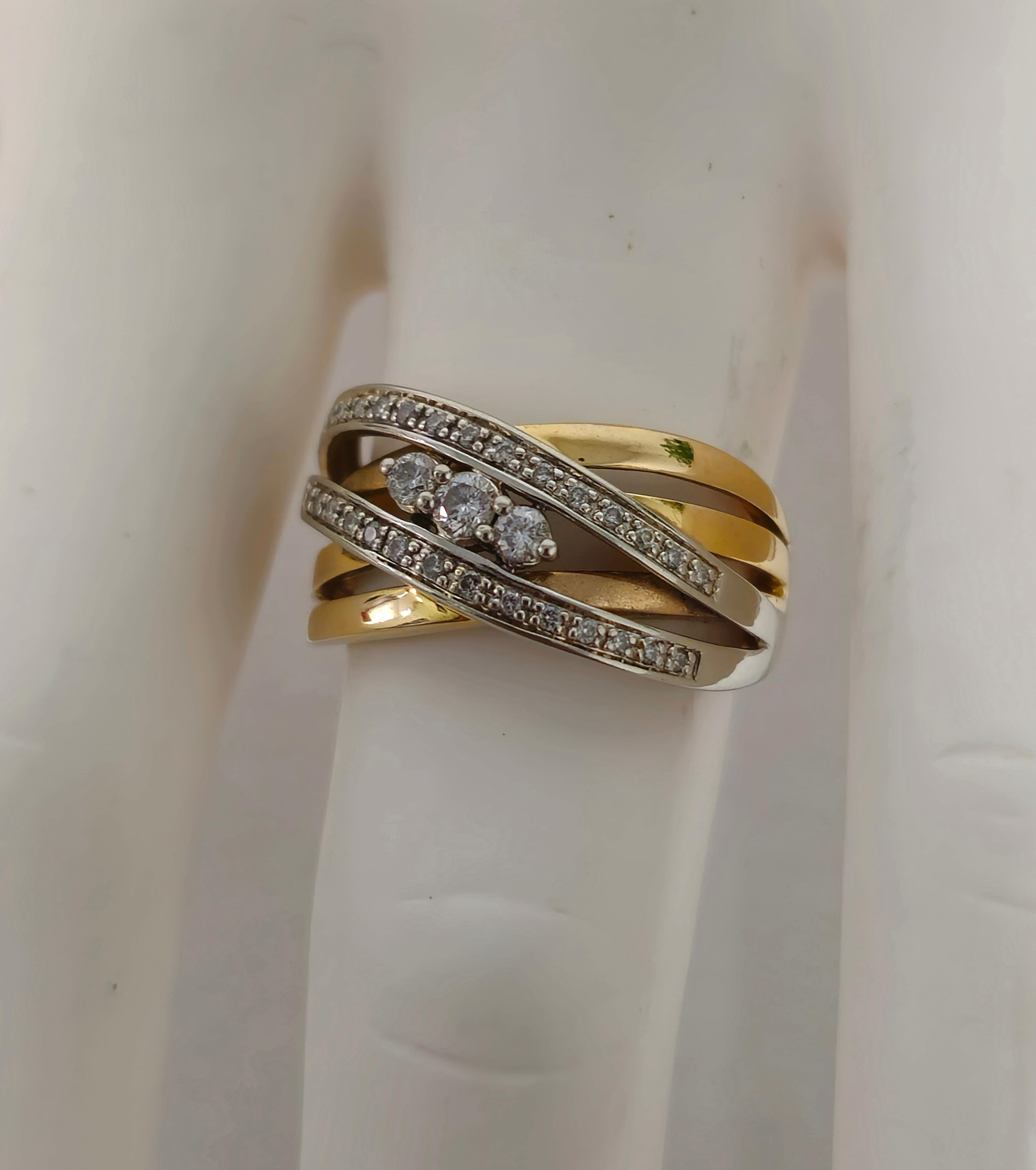 Zweifarbiger 0,40 Karat Diamant-Hochzeitsring für Damen  (Rundschliff) im Angebot