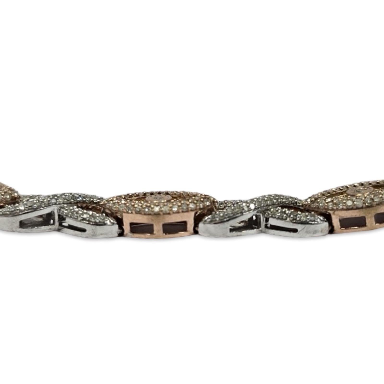 Bracciale Infinity bicolore in oro rosa e bianco 10K con diamanti da 5,00 ct. in vendita 1
