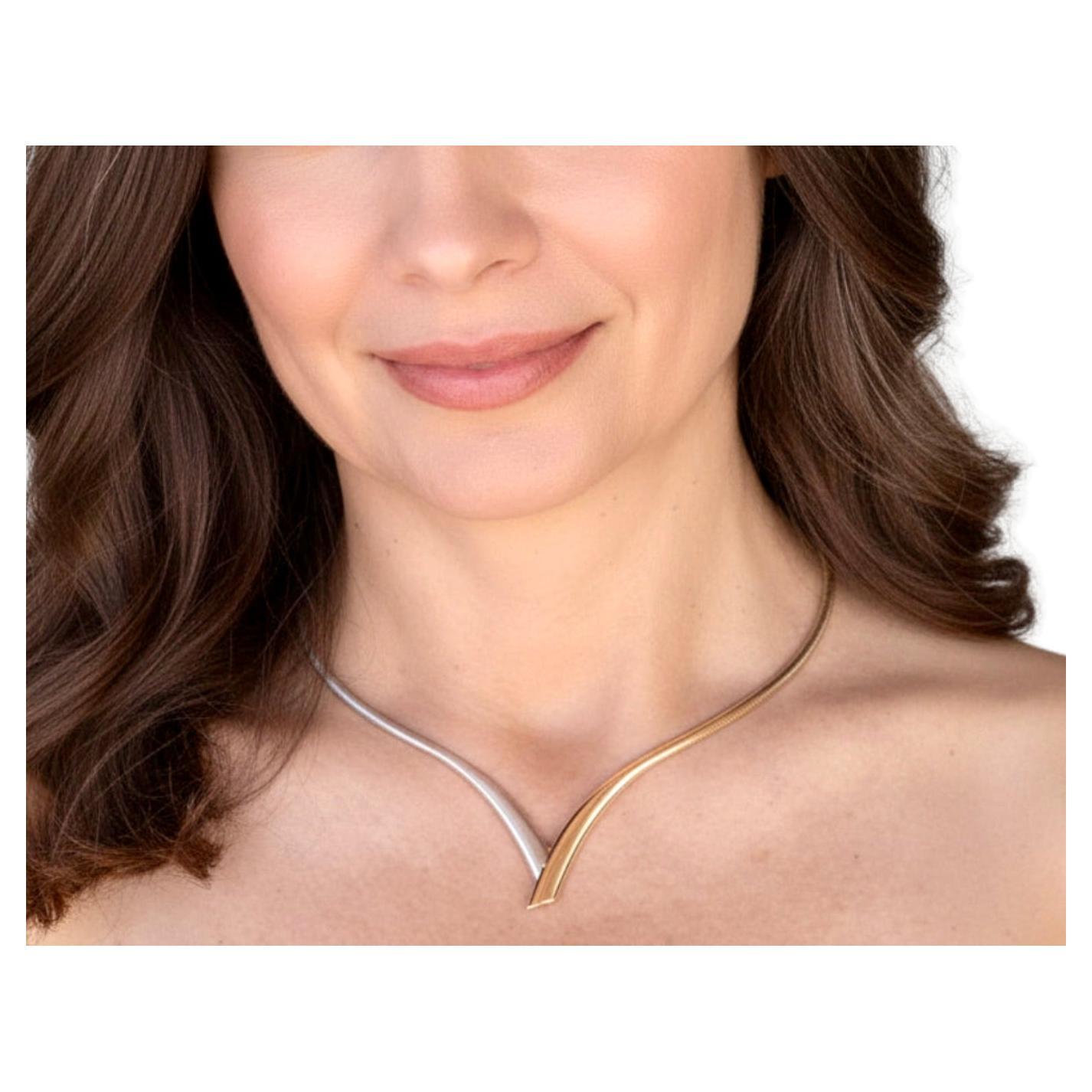 AuraFIN, collana in oro bicolore lucidato e satinato da 3,13-7 mm, 17". in vendita