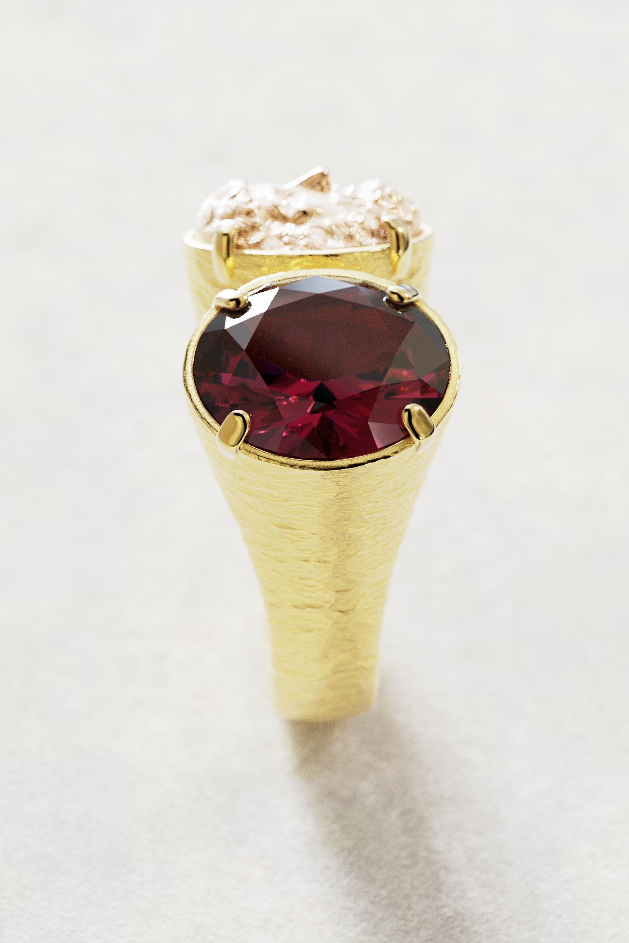 For Sale:  Two-Tone 18k Gold Statement Ring with Rhodolite Garnet and Jupiter Face 13