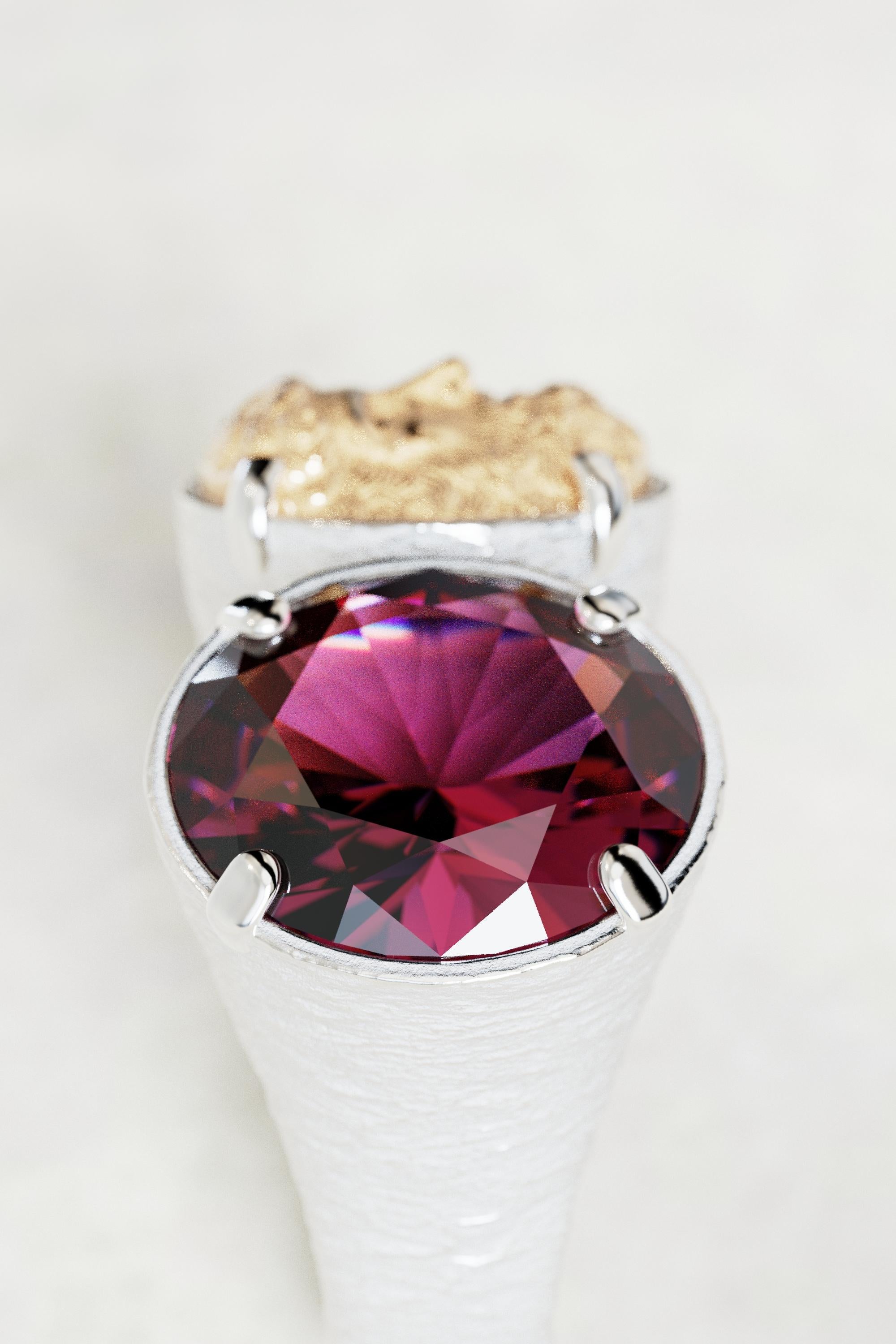 For Sale:  Two-Tone 18k Gold Statement Ring with Rhodolite Garnet and Jupiter Face 17