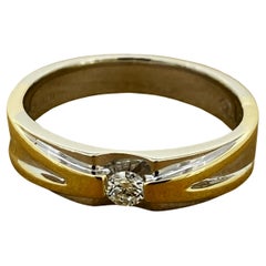 Two-Tone 18K Yellow & White Gold 0.10ct Round Cut Diamond Crisscross Unisex Ring
