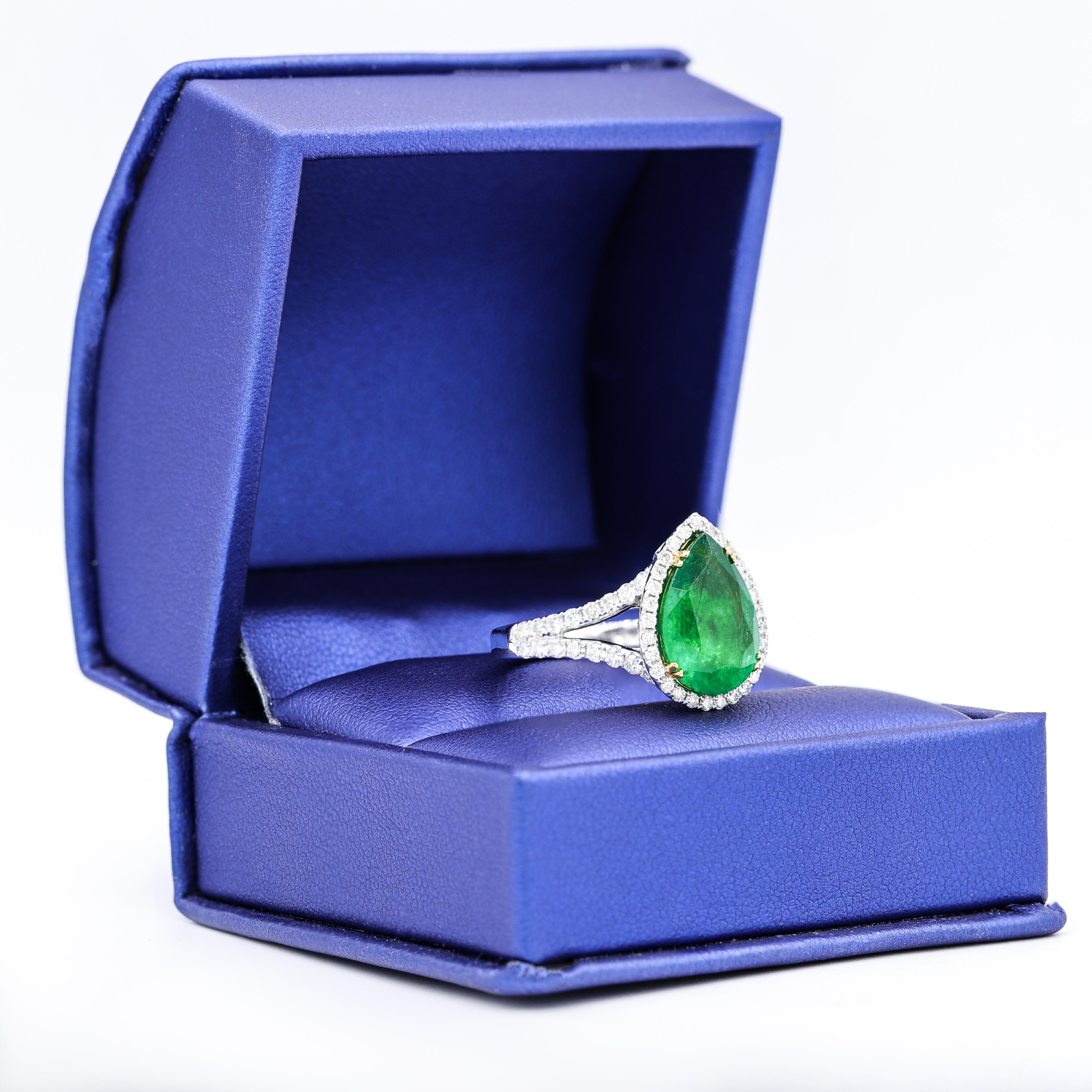 two tone emerald ring