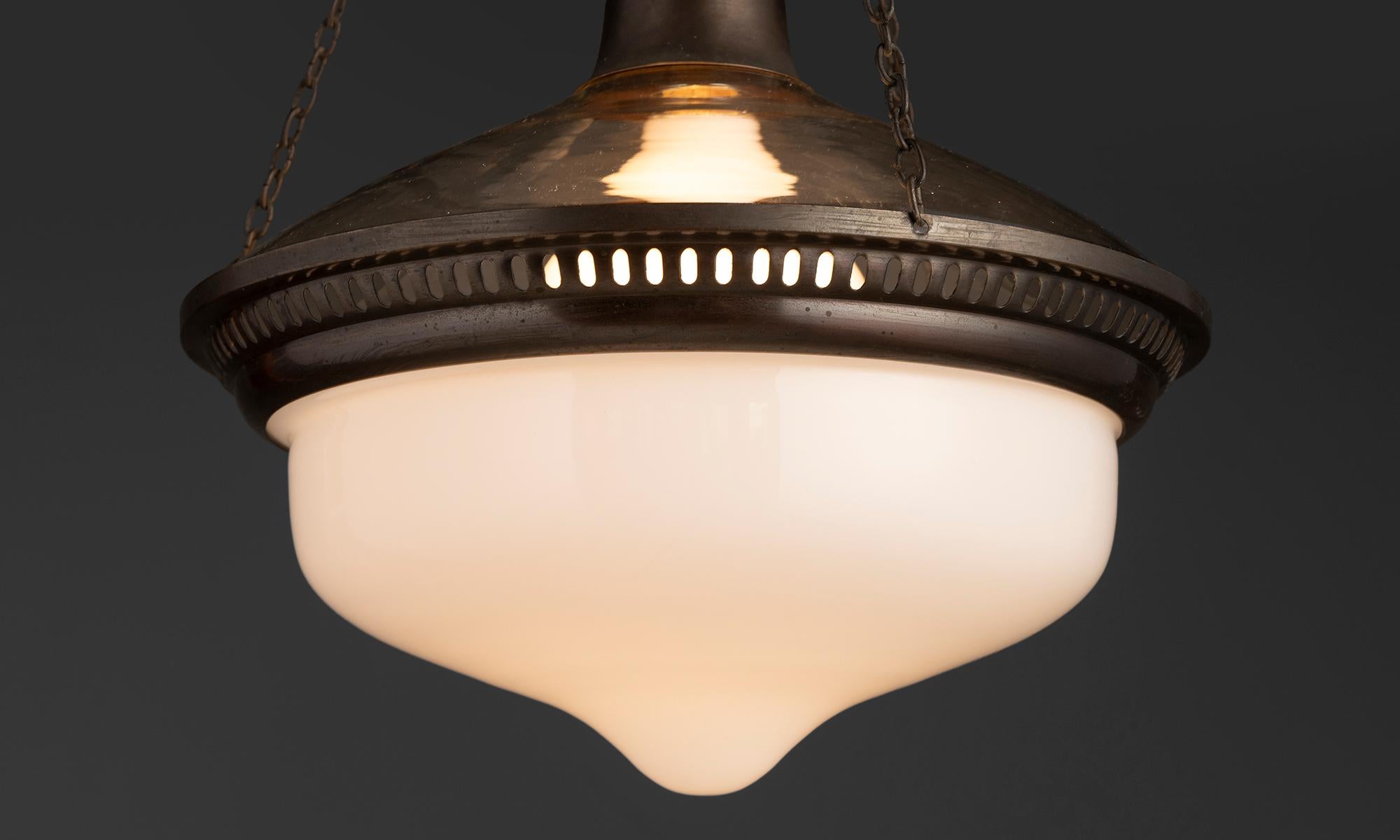 Metallo Ciondolo AEG bicolore, Germania, 1910 circa in vendita