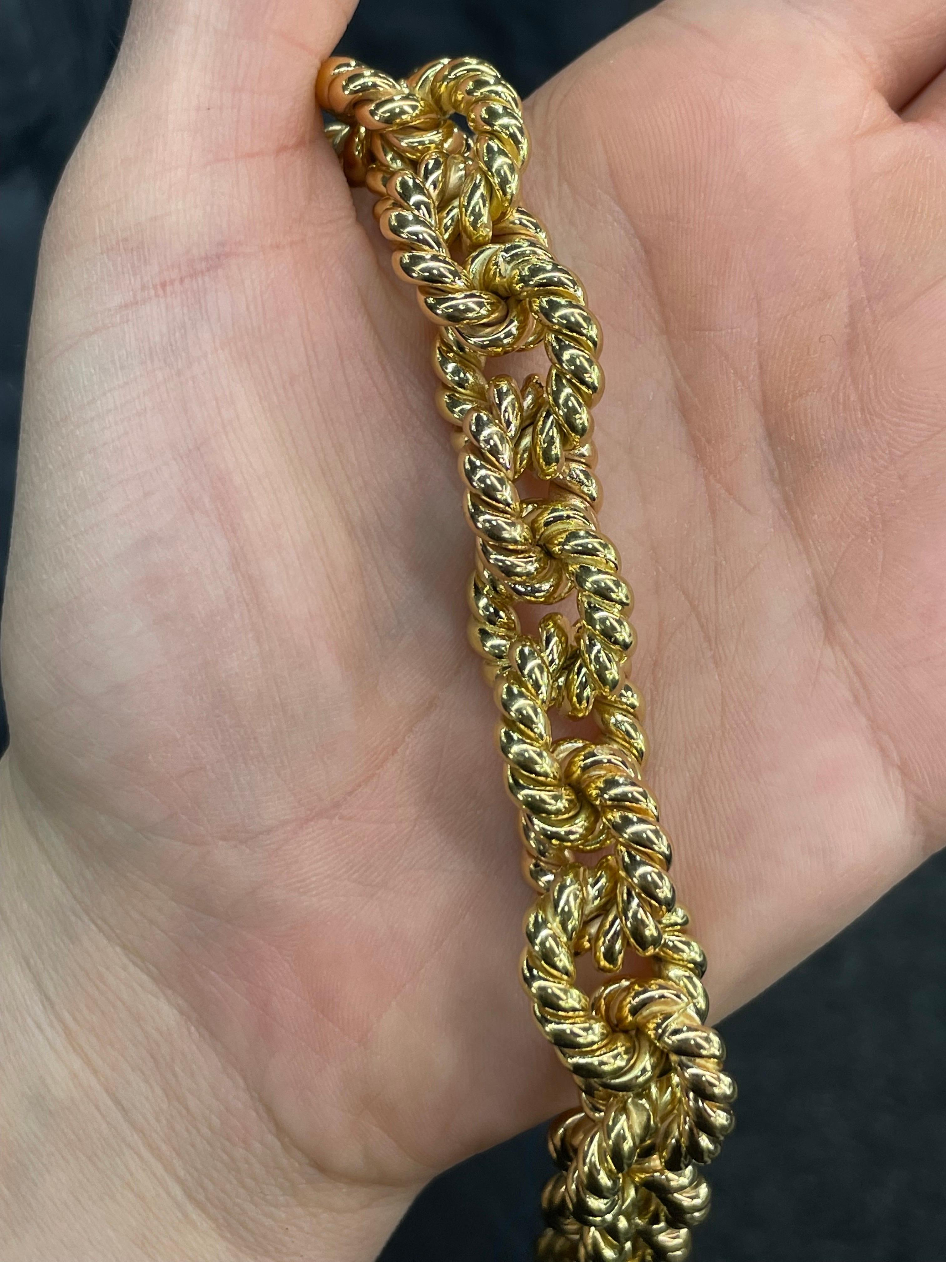 Two Tone Alternating 18 Karat Yellow & Rose Gold Twist Link Bracelet 68 Grams For Sale 5