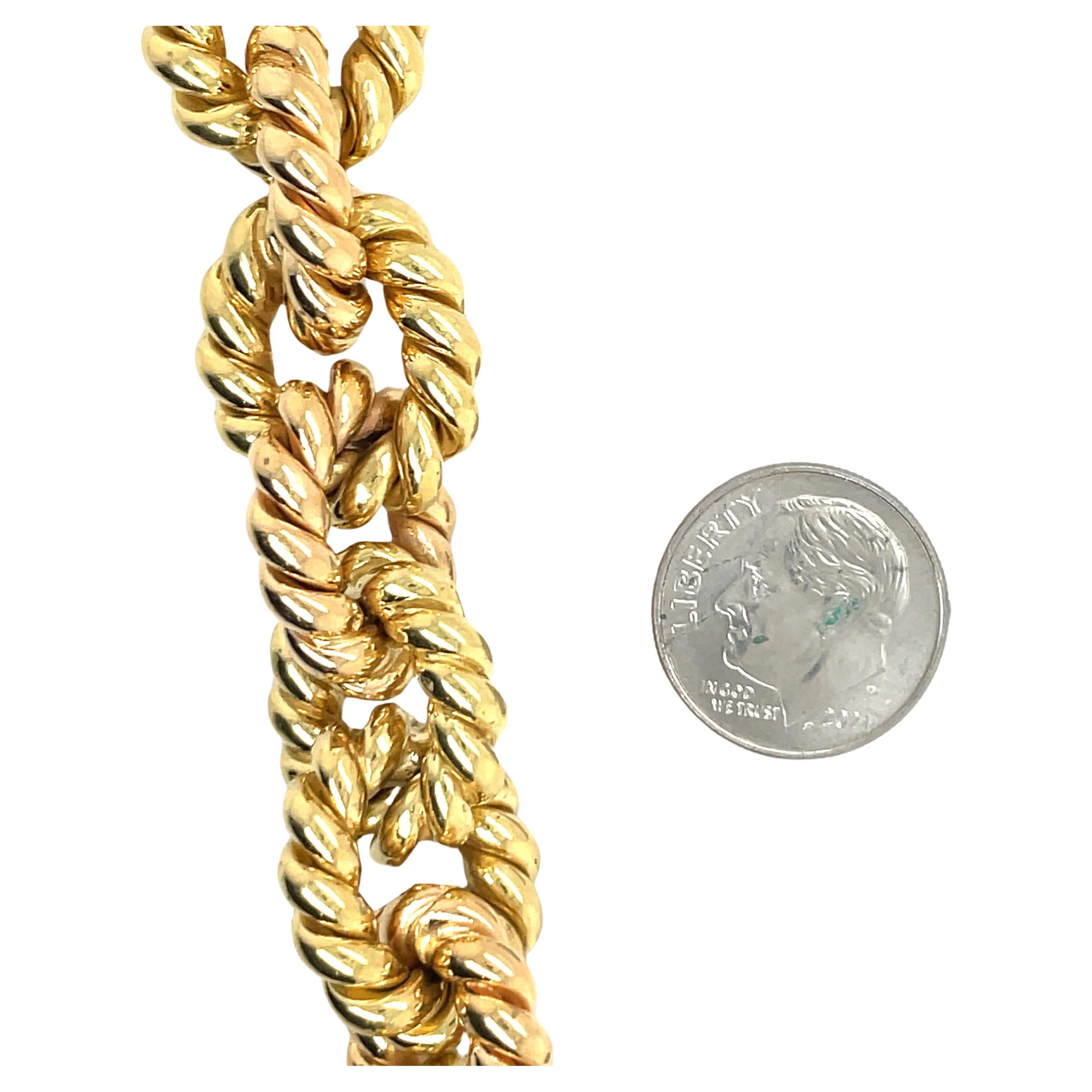 Pulsera de eslabones retorcidos alternados en dos tonos de oro amarillo y rosa de 18 quilates 68 gramos en Excelente estado para la venta en New York, NY