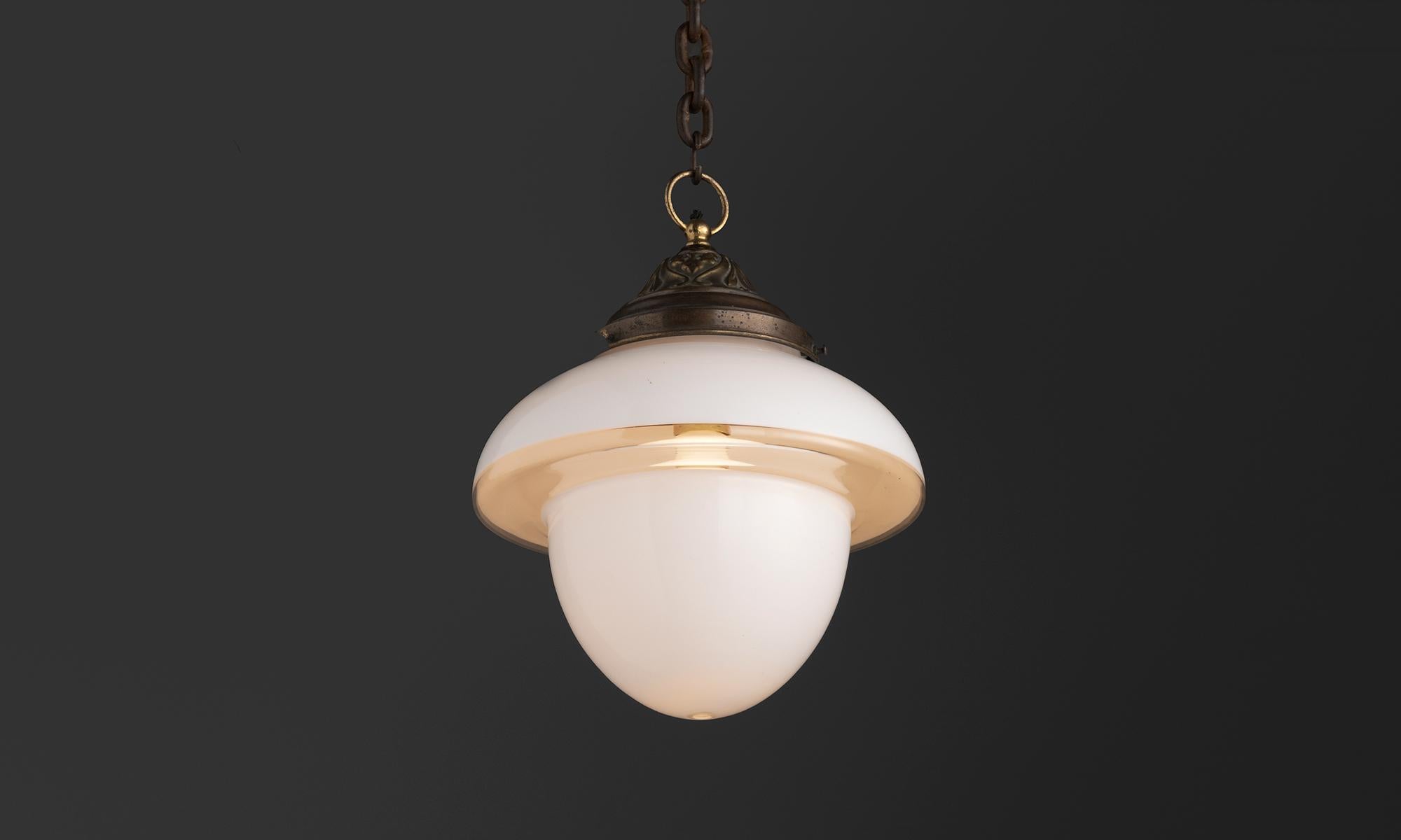 Suédois Pendentif ASEA bicolore, Suède circa 1920 en vente