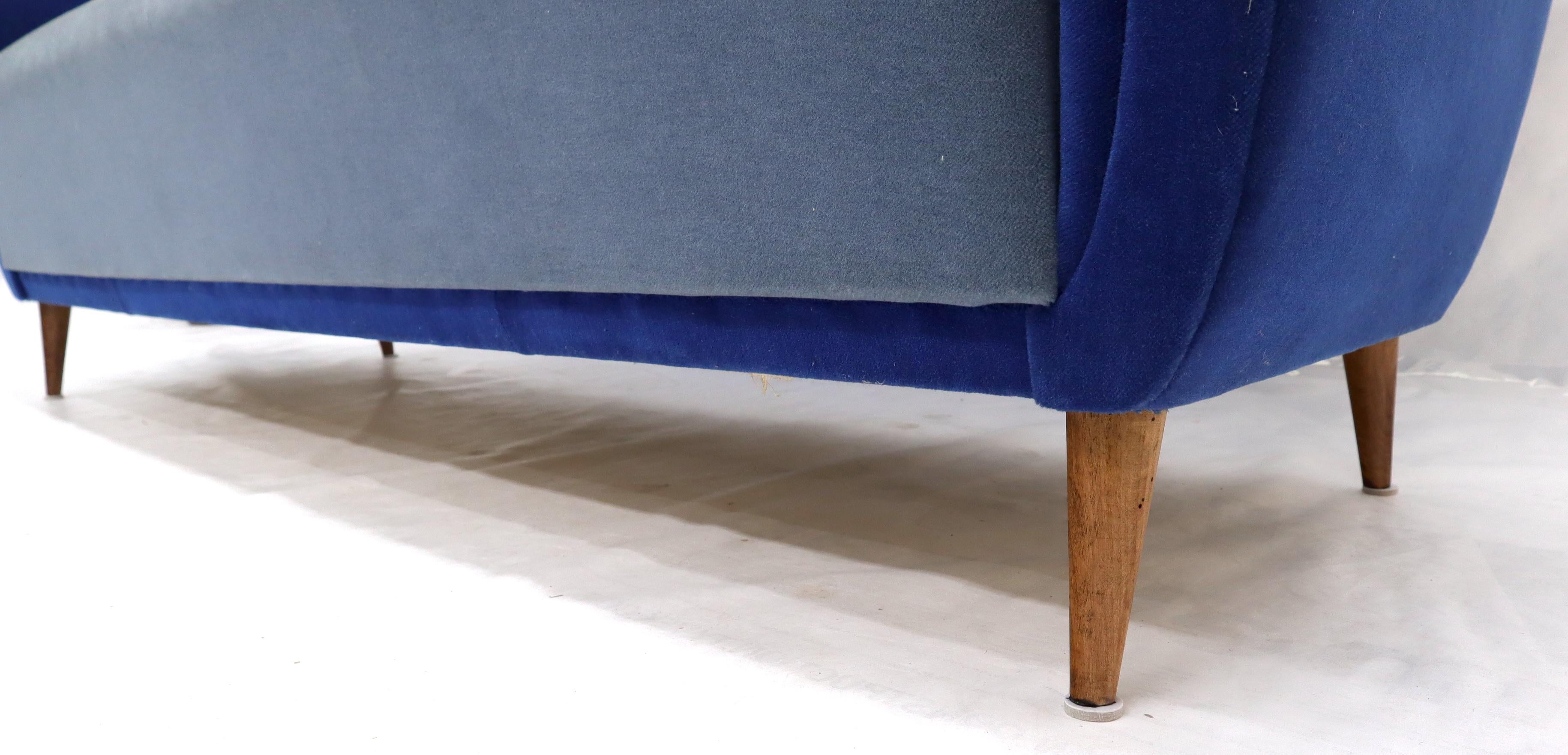 Two-Tone Blue Mohair Paulo Buffa Mid-Century Modern Italian Sculptural Sofa For Sale 4