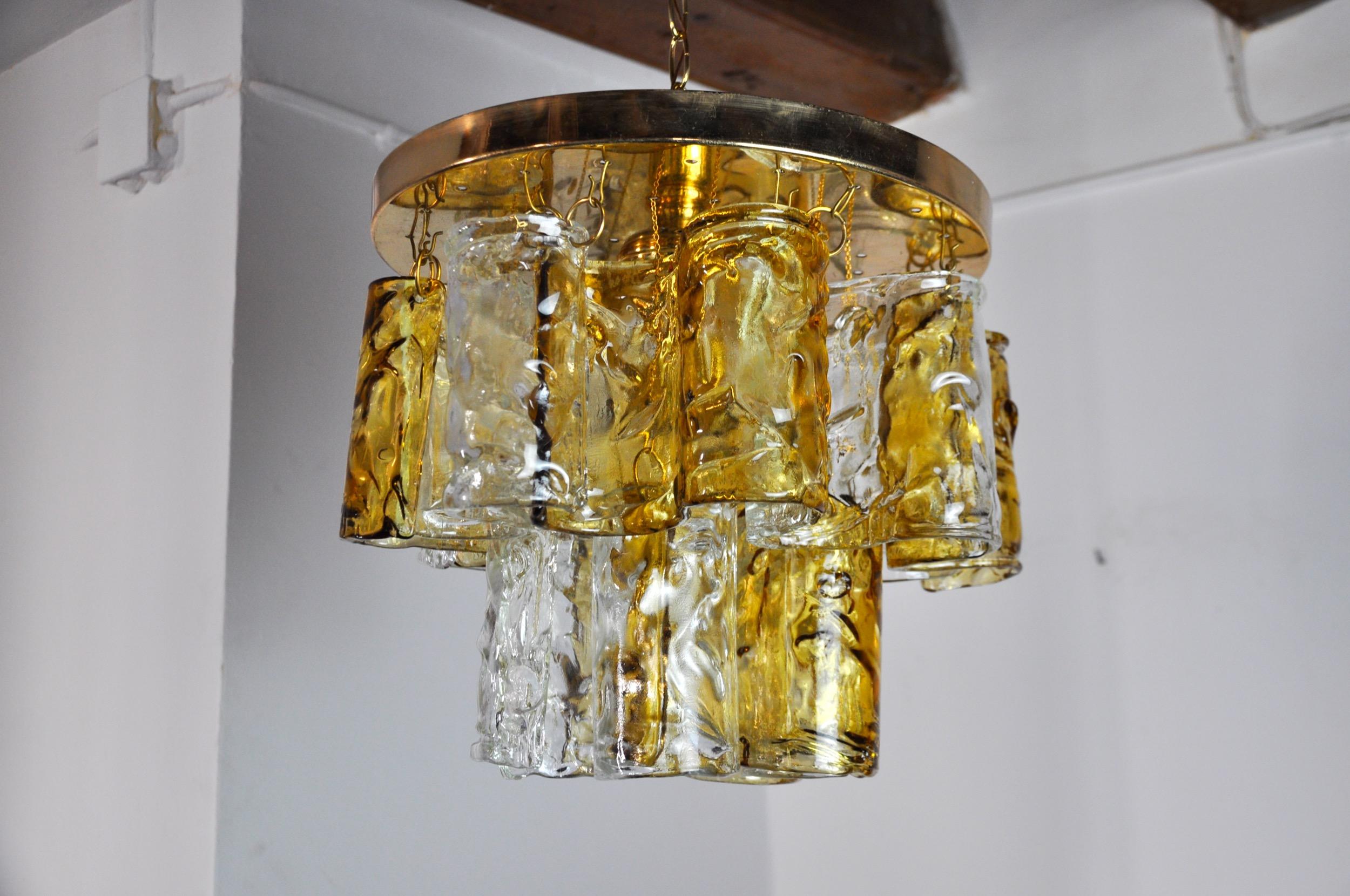 Hollywood Regency Two-tone chandelier by Zero Quattro orange and transparent murano glass Italy For Sale